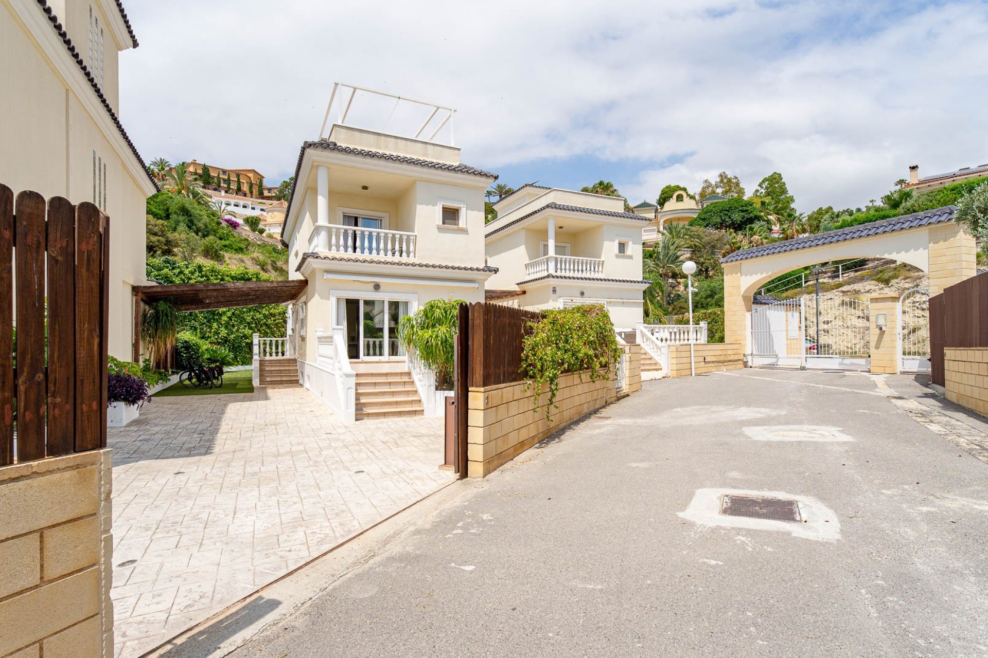 Reventa - Villa -
Alicante - El Campello
