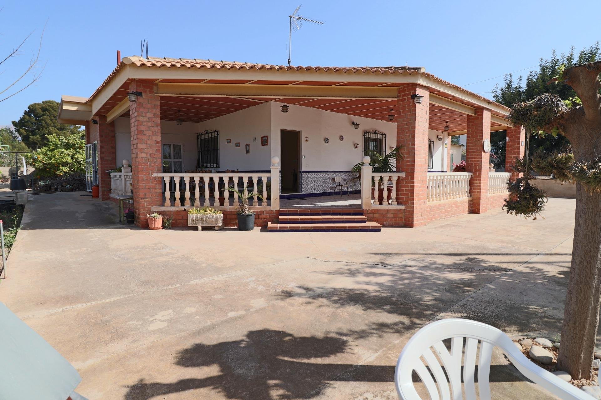 Reventa - Villa -
Benidorm - Juzgados