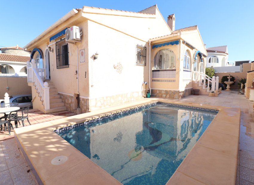 Reventa - Villa -
Benijofar