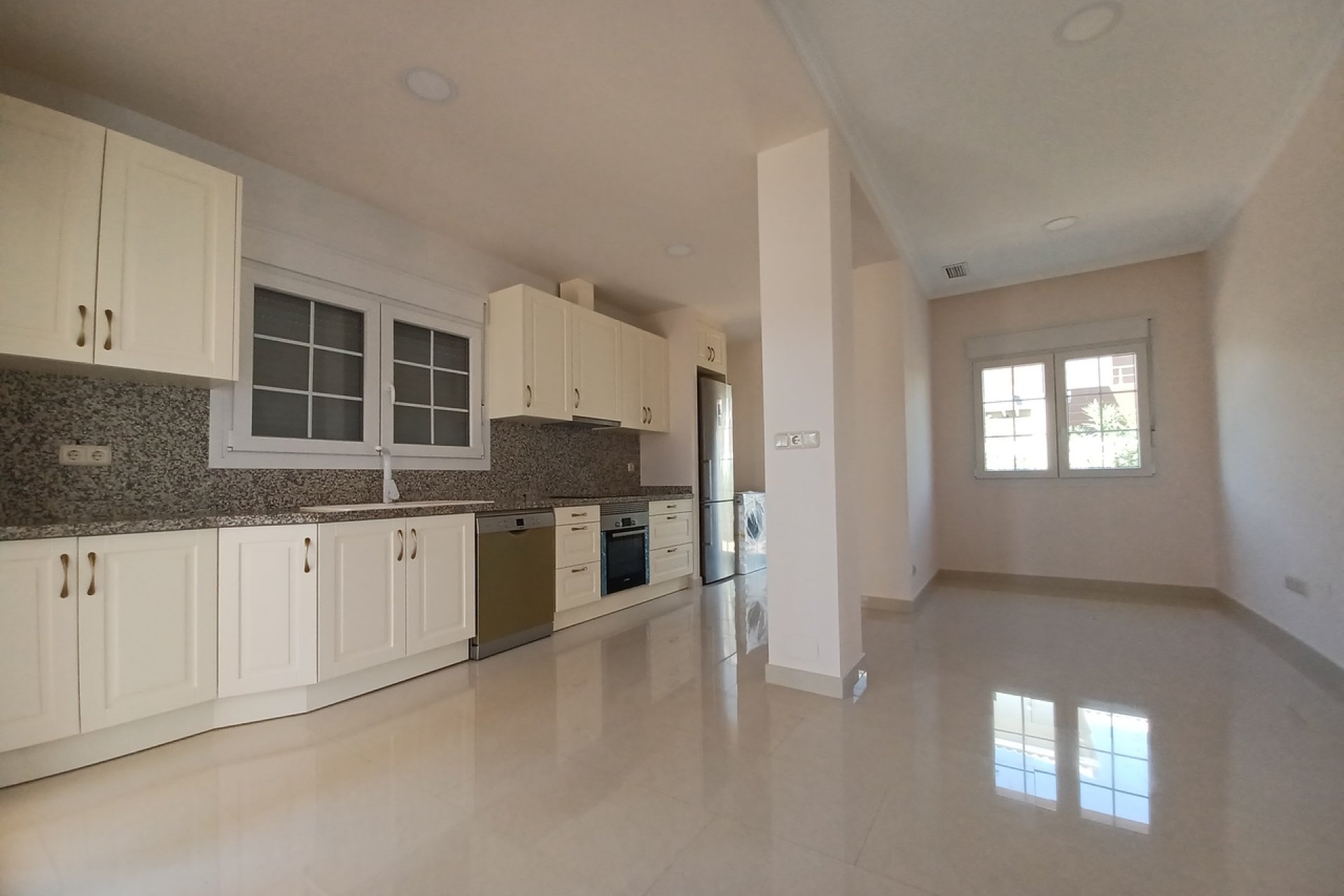Reventa - Villa -
Cabo Roig