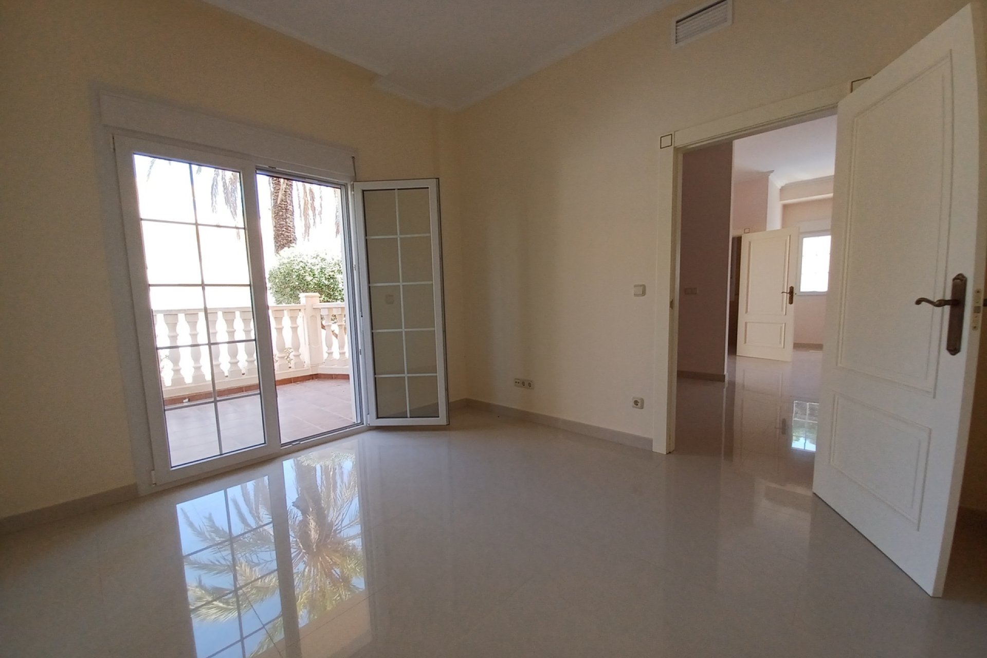 Reventa - Villa -
Cabo Roig