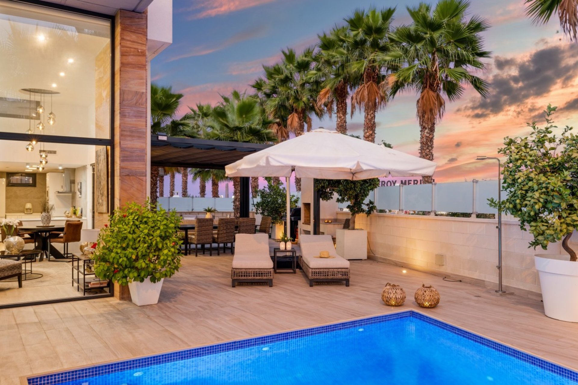 Reventa - Villa -
Cabo Roig