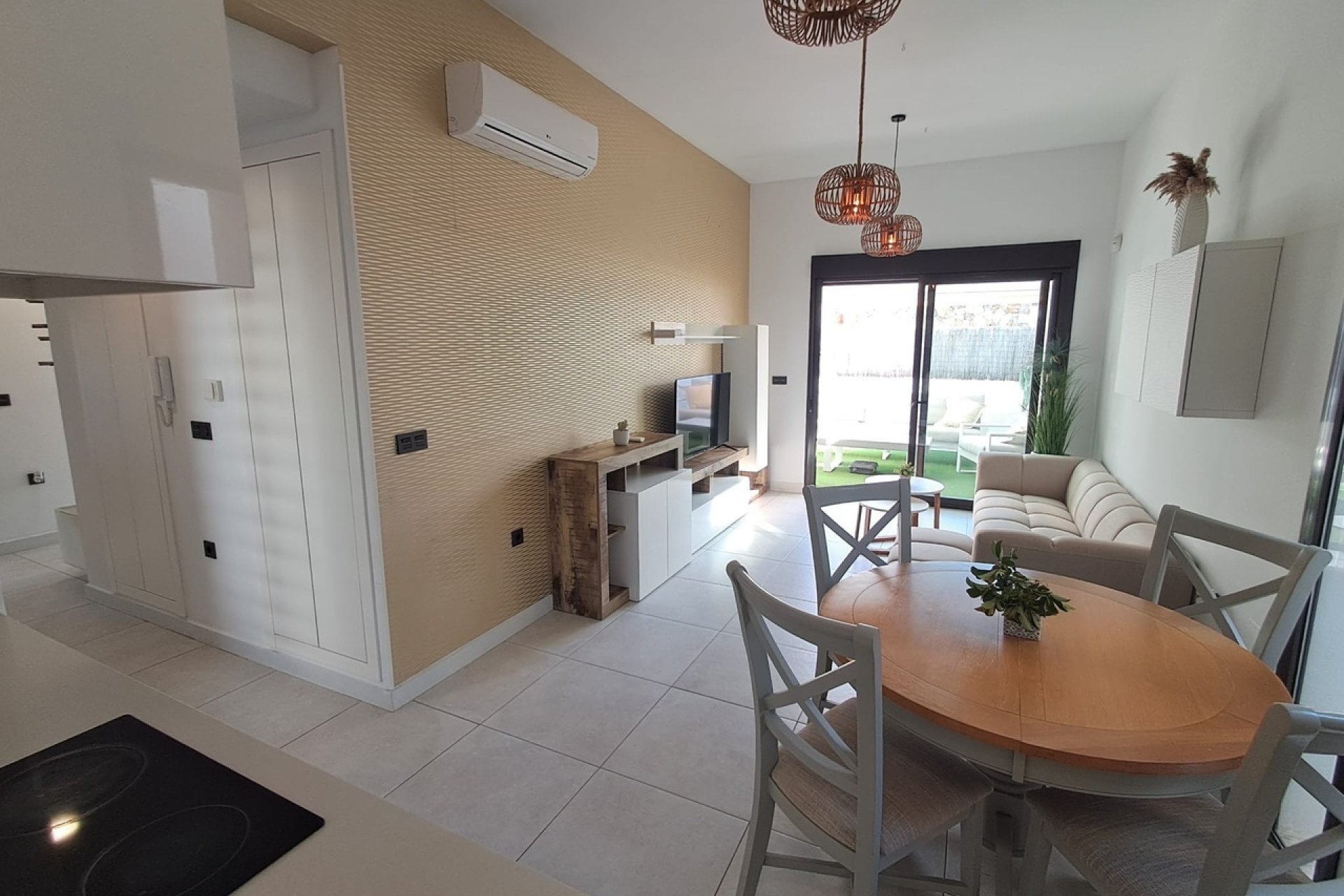 Reventa - Villa -
Cabo Roig