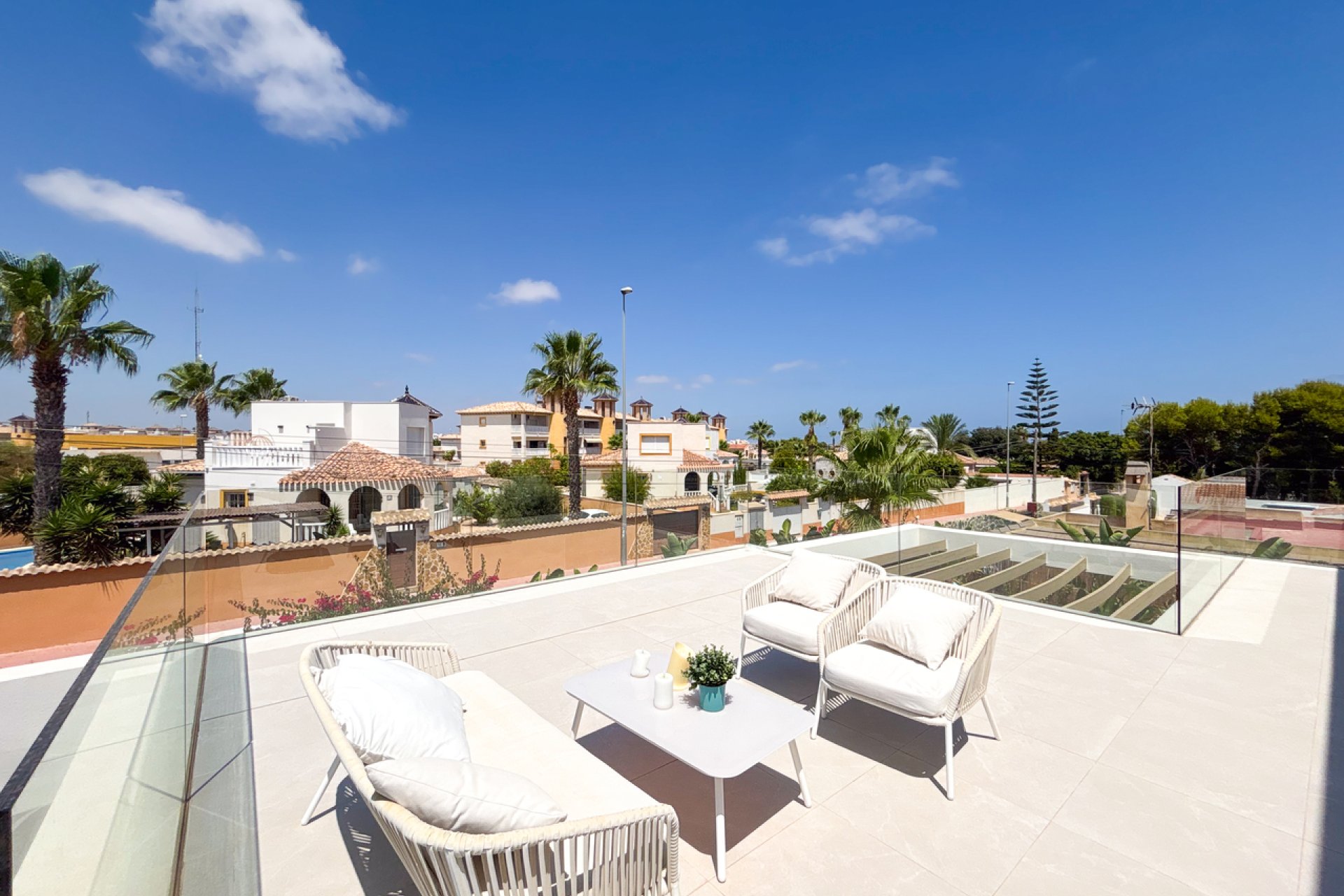 Reventa - Villa -
Cabo Roig