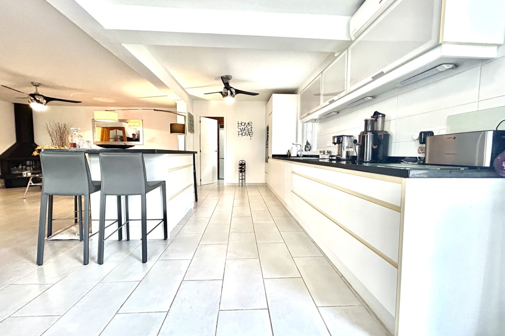 Reventa - Villa -
Catral