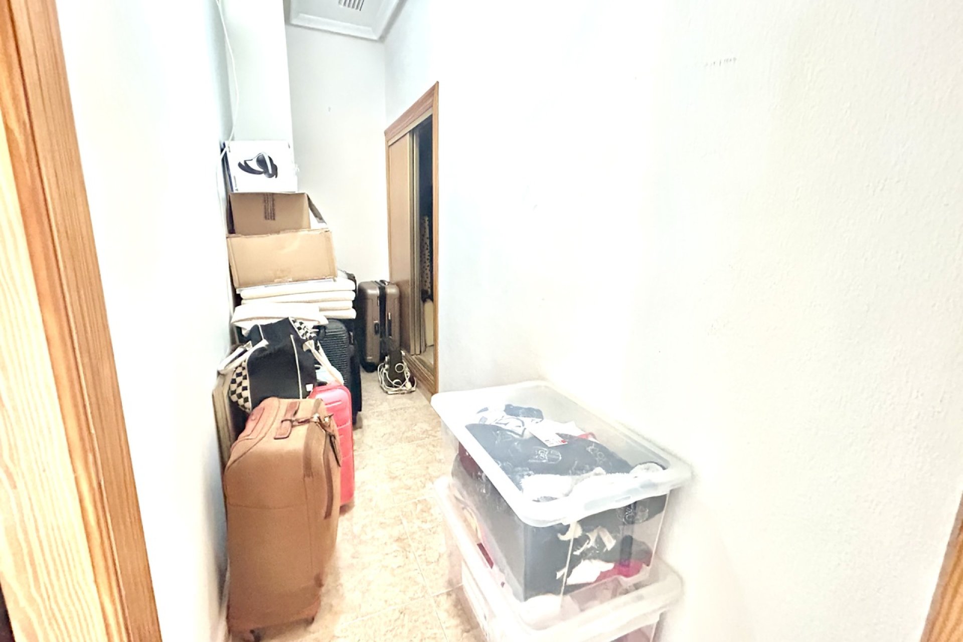 Reventa - Villa -
Catral