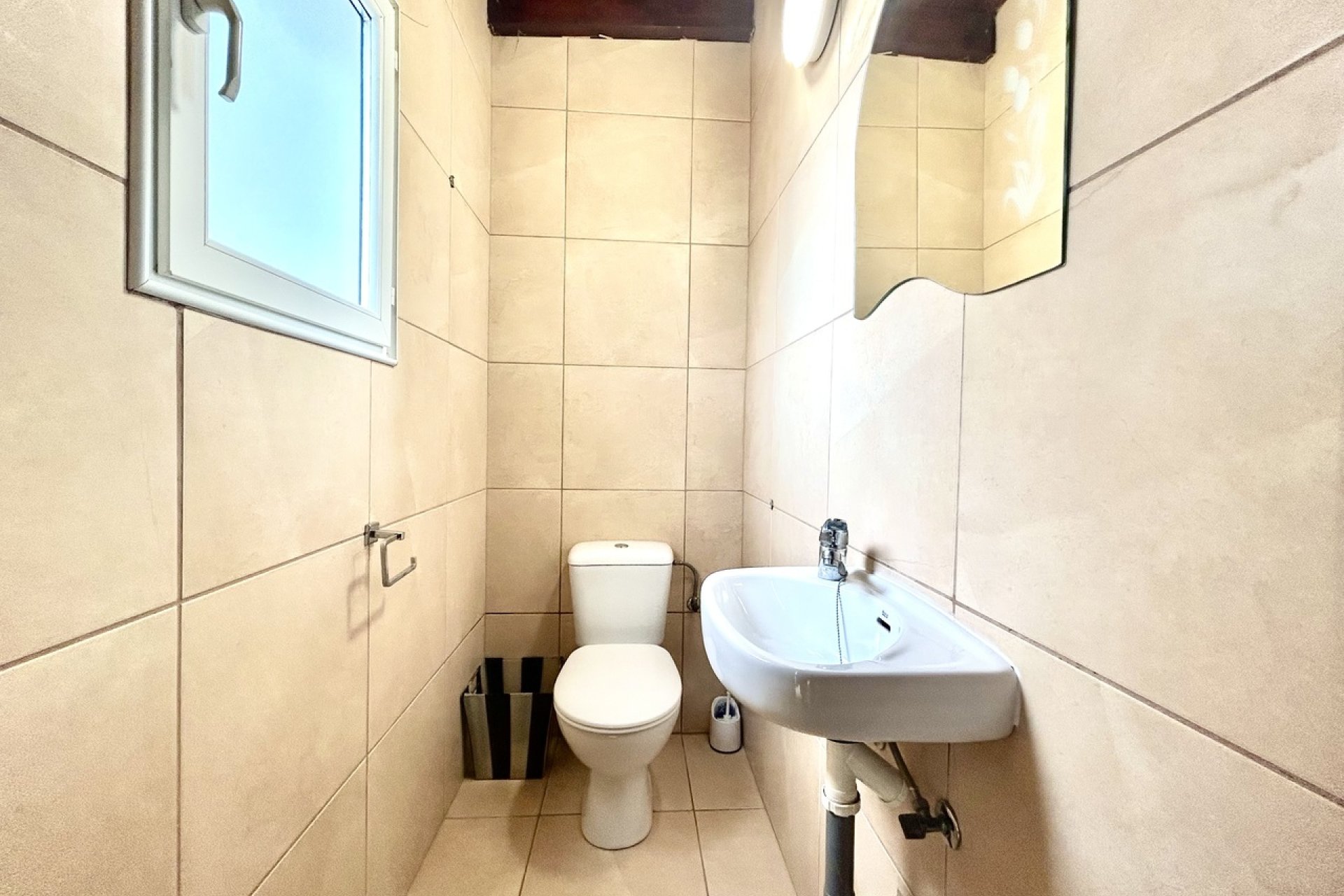 Reventa - Villa -
Catral