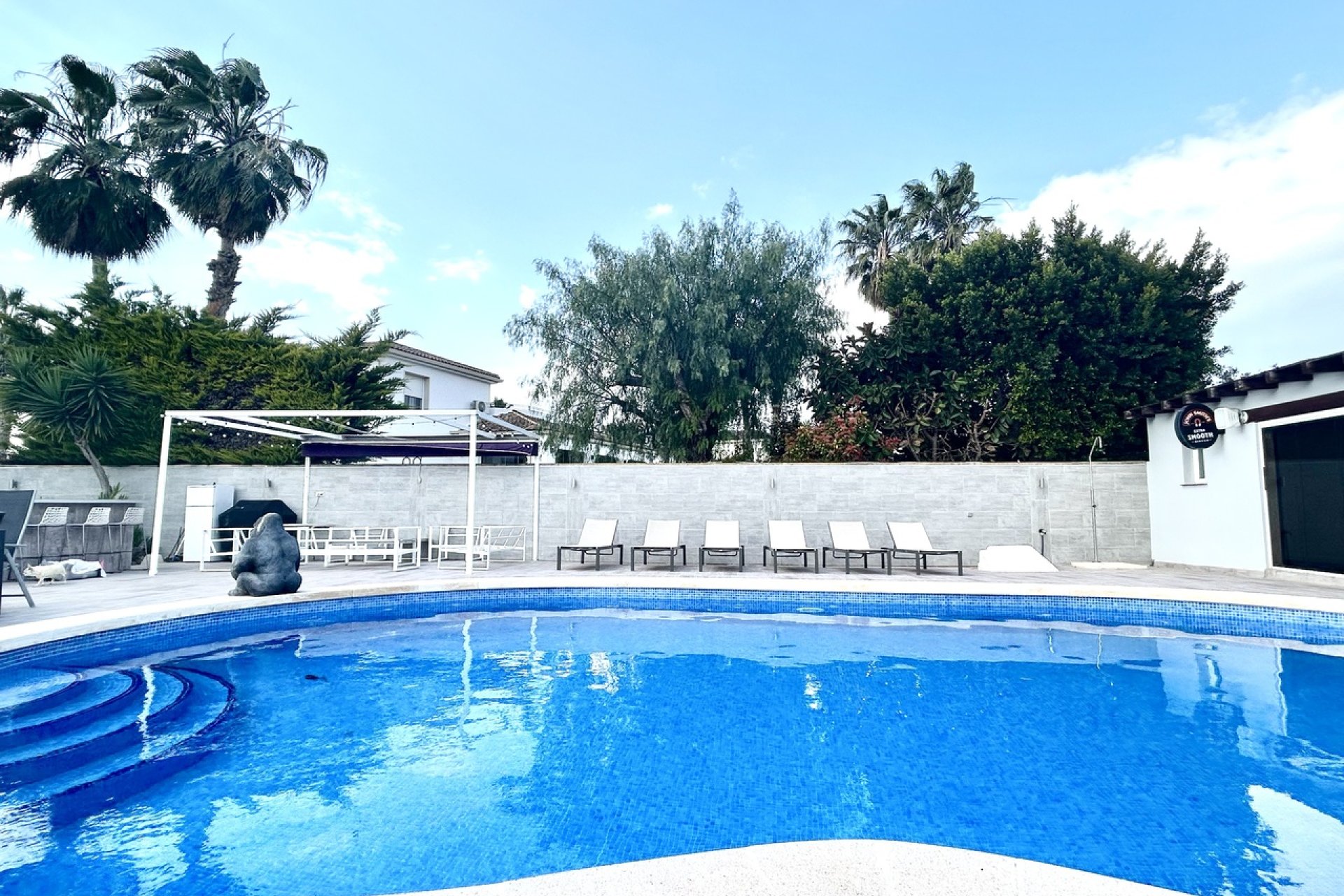Reventa - Villa -
Catral
