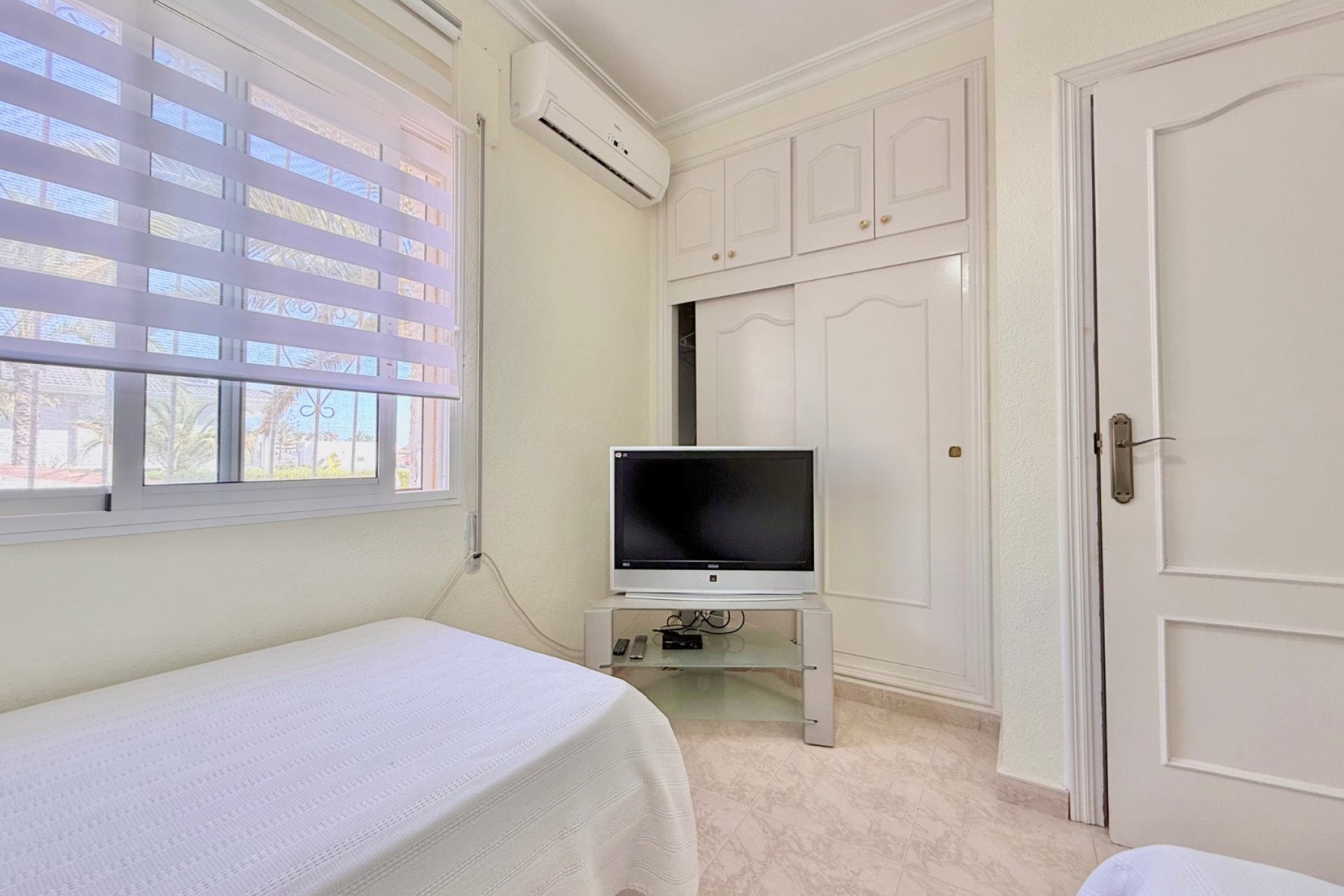 Reventa - Villa -
Ciudad Quesada - Centro de la Ciudad Quesada