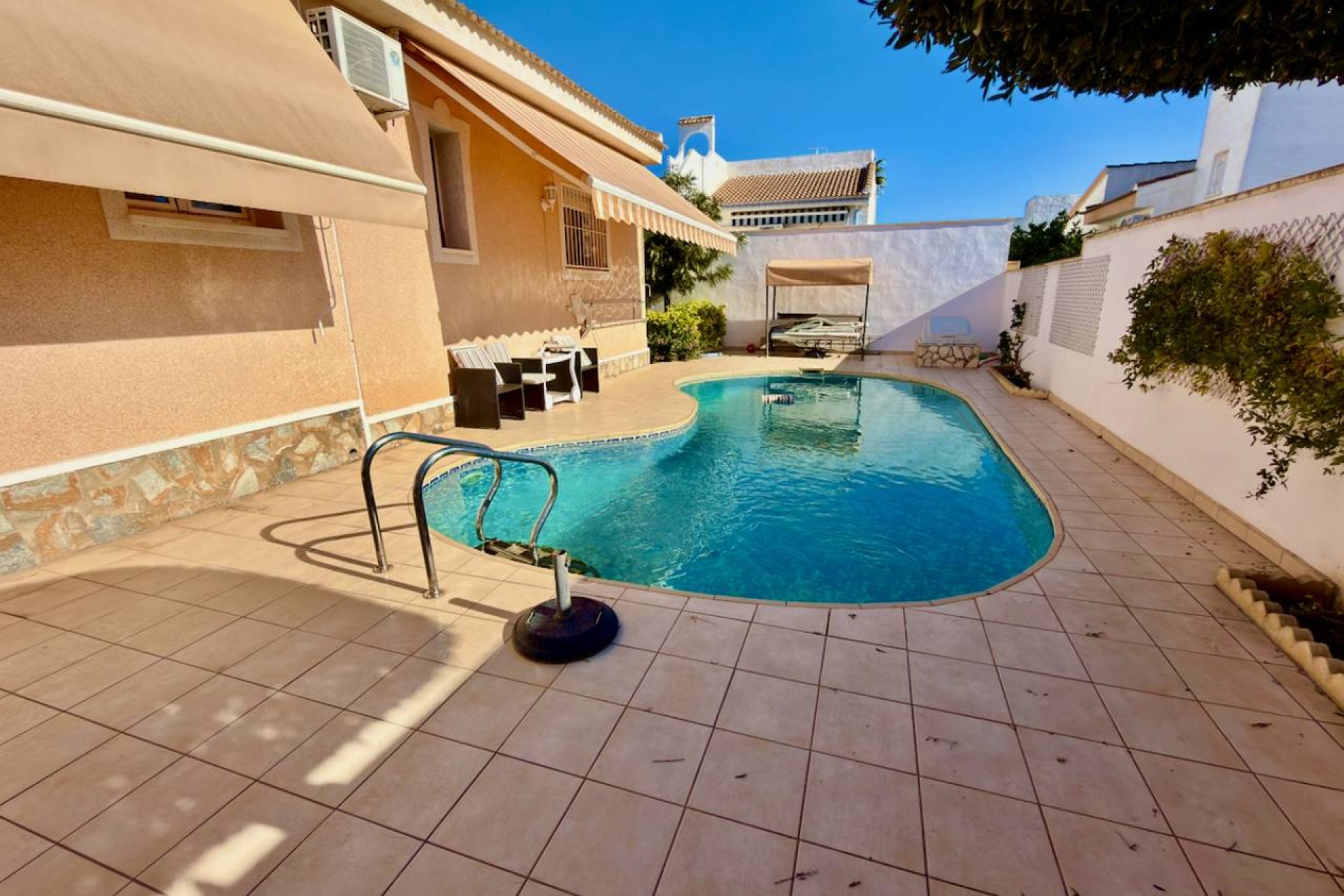 Reventa - Villa -
Ciudad Quesada