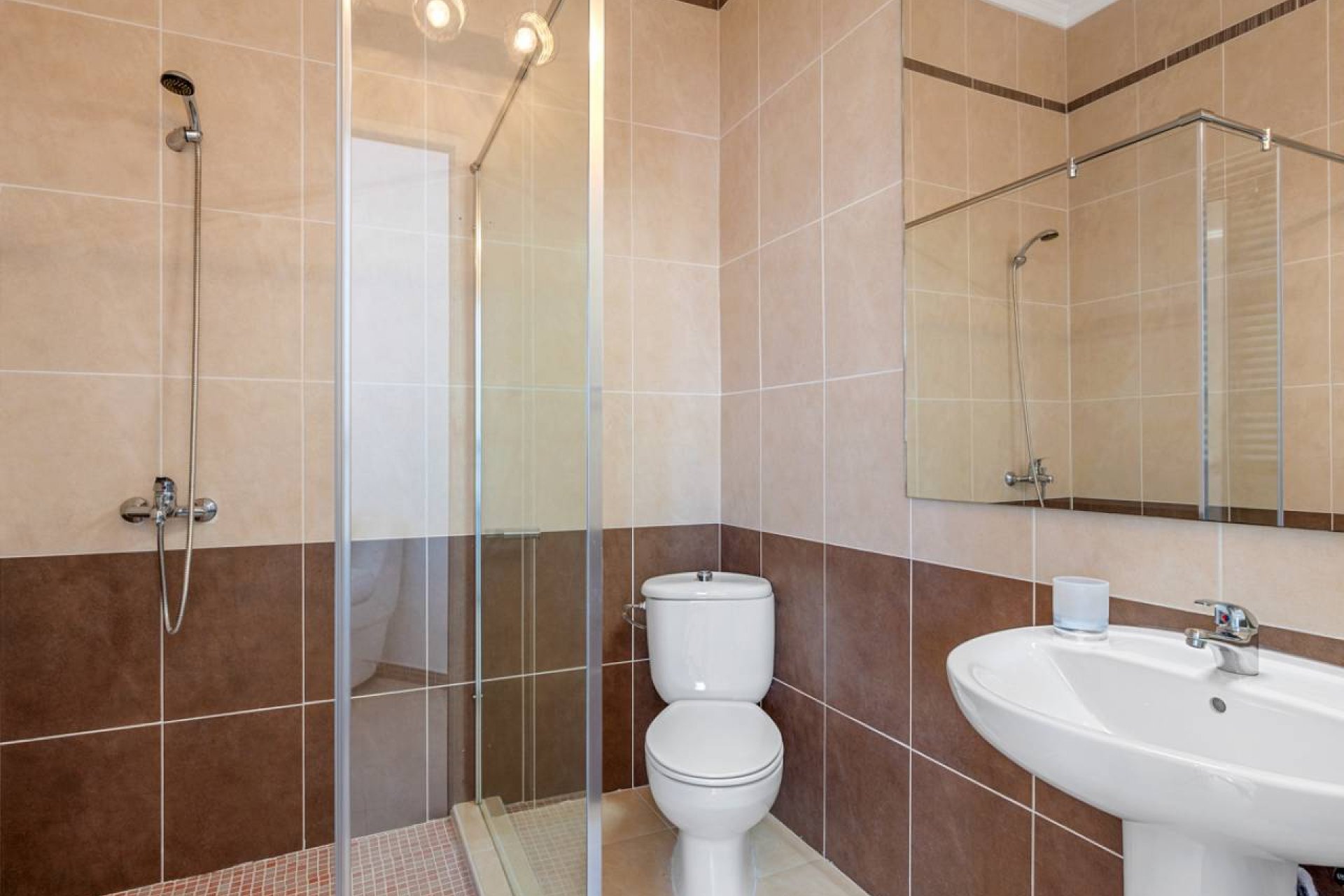 Reventa - Villa -
Ciudad Quesada
