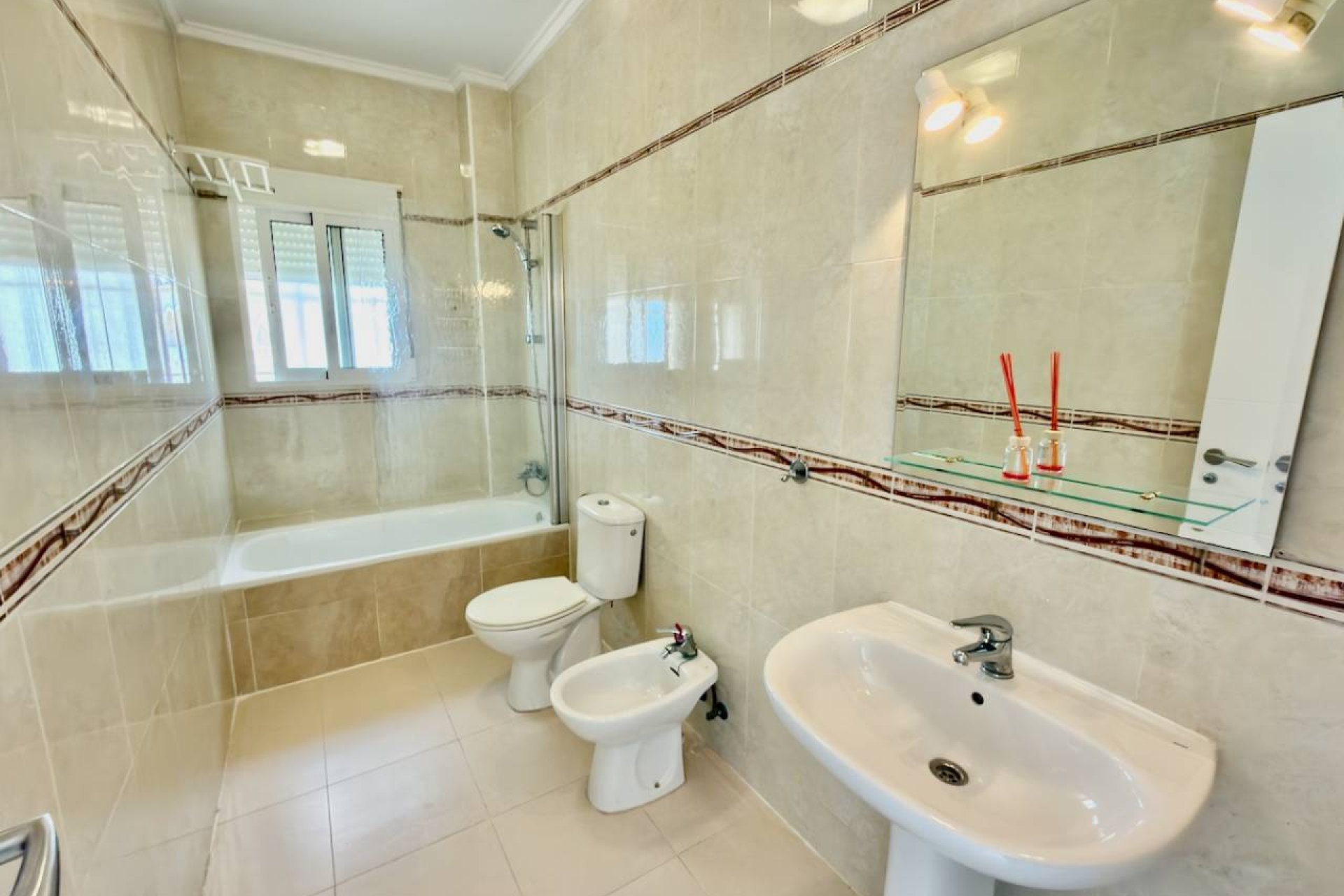 Reventa - Villa -
Ciudad Quesada