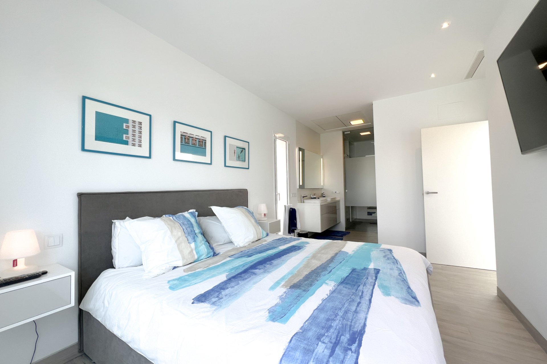 Reventa - Villa -
Dehesa De Campoamor - Las Colinas Golf Resort