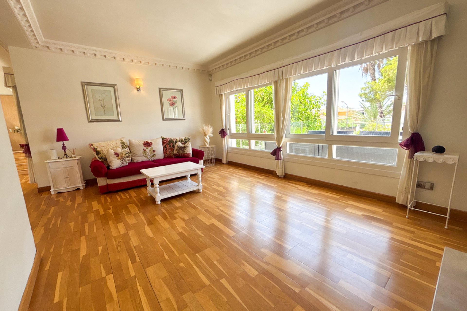 Reventa - Villa -
Dehesa De Campoamor