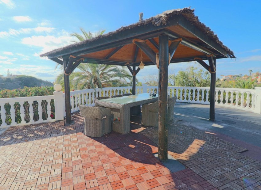 Reventa - Villa -
El Campello - Coveta fuma
