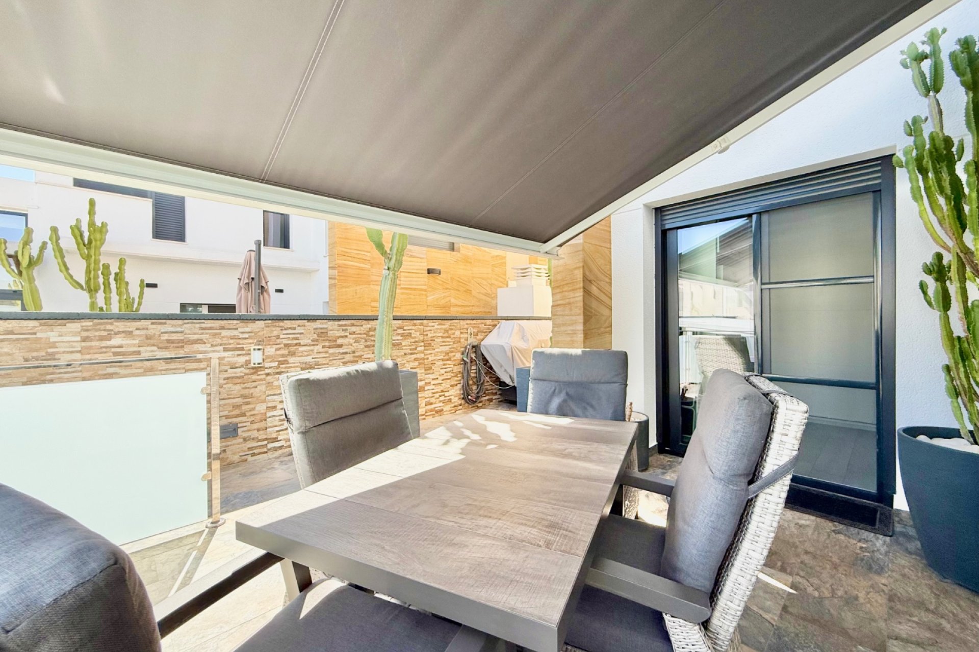 Reventa - Villa -
Orihuela Costa - Cabo Roig