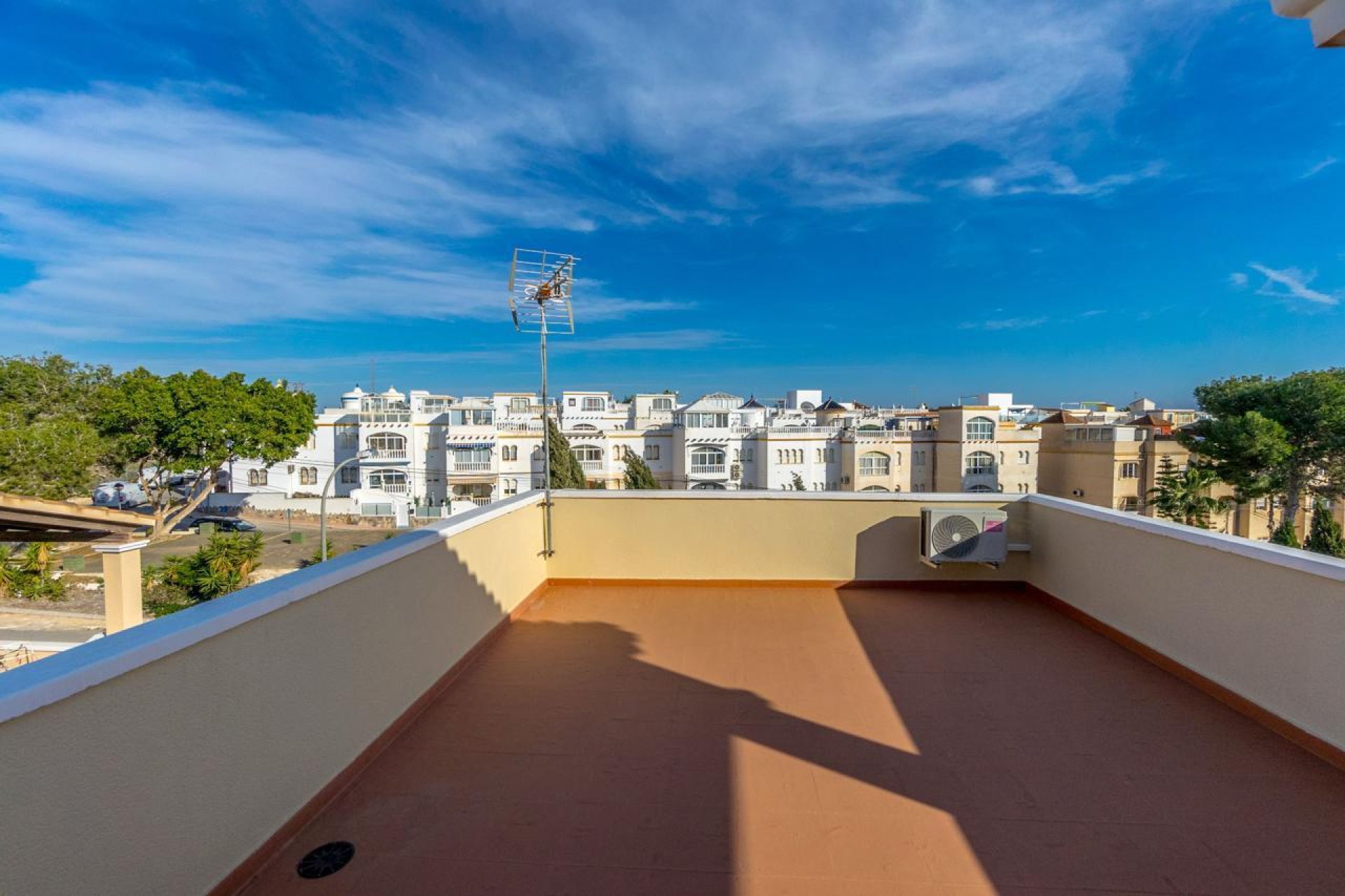 Reventa - Villa -
Orihuela Costa - Las Filipinas