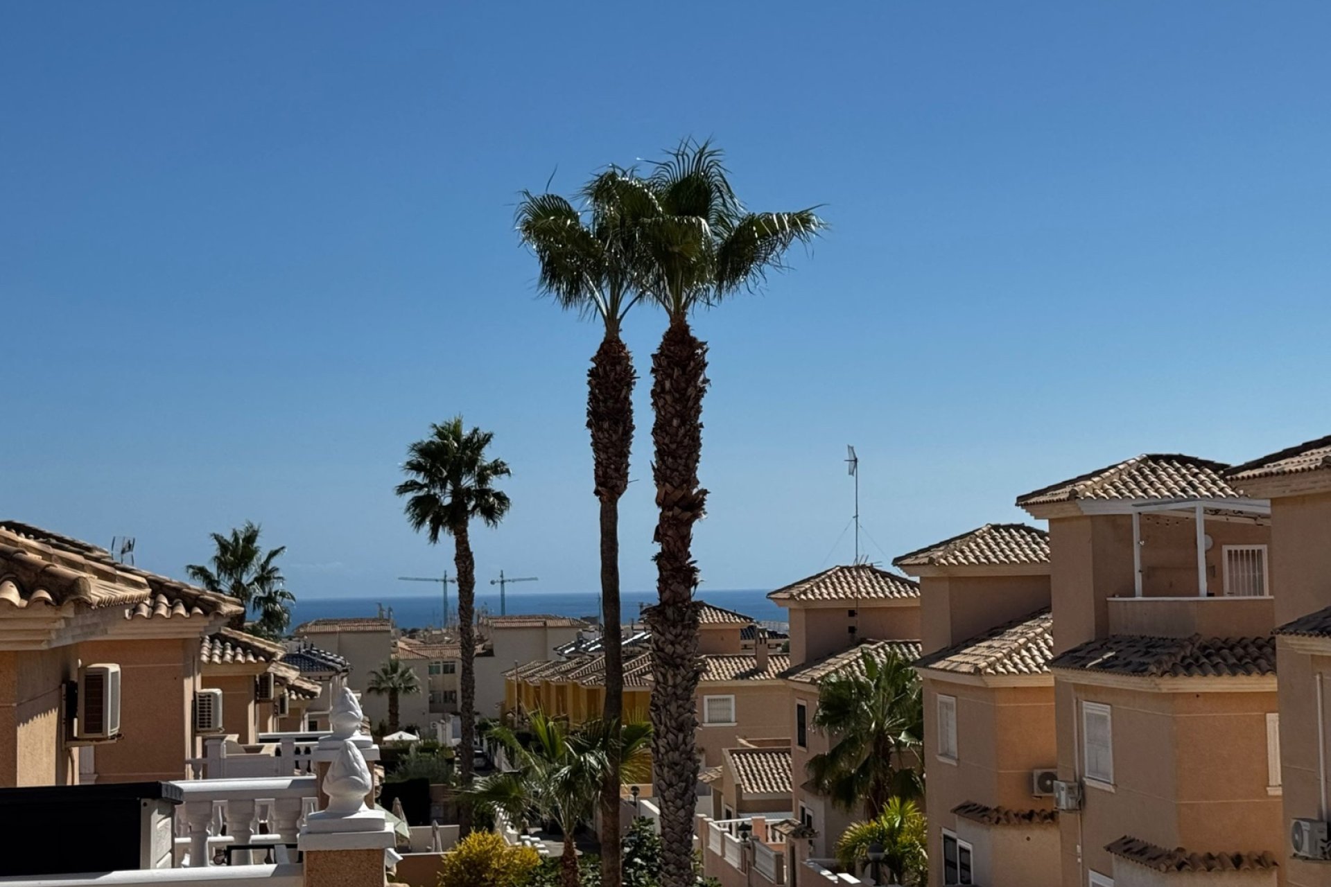 Reventa - Villa -
Orihuela Costa - Los Altos