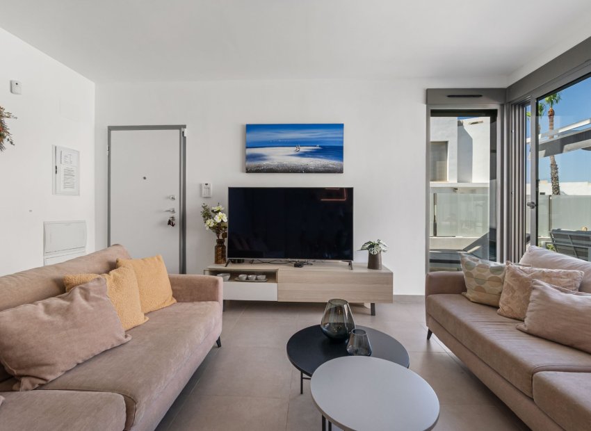 Reventa - Villa -
Orihuela Costa - Villamartín