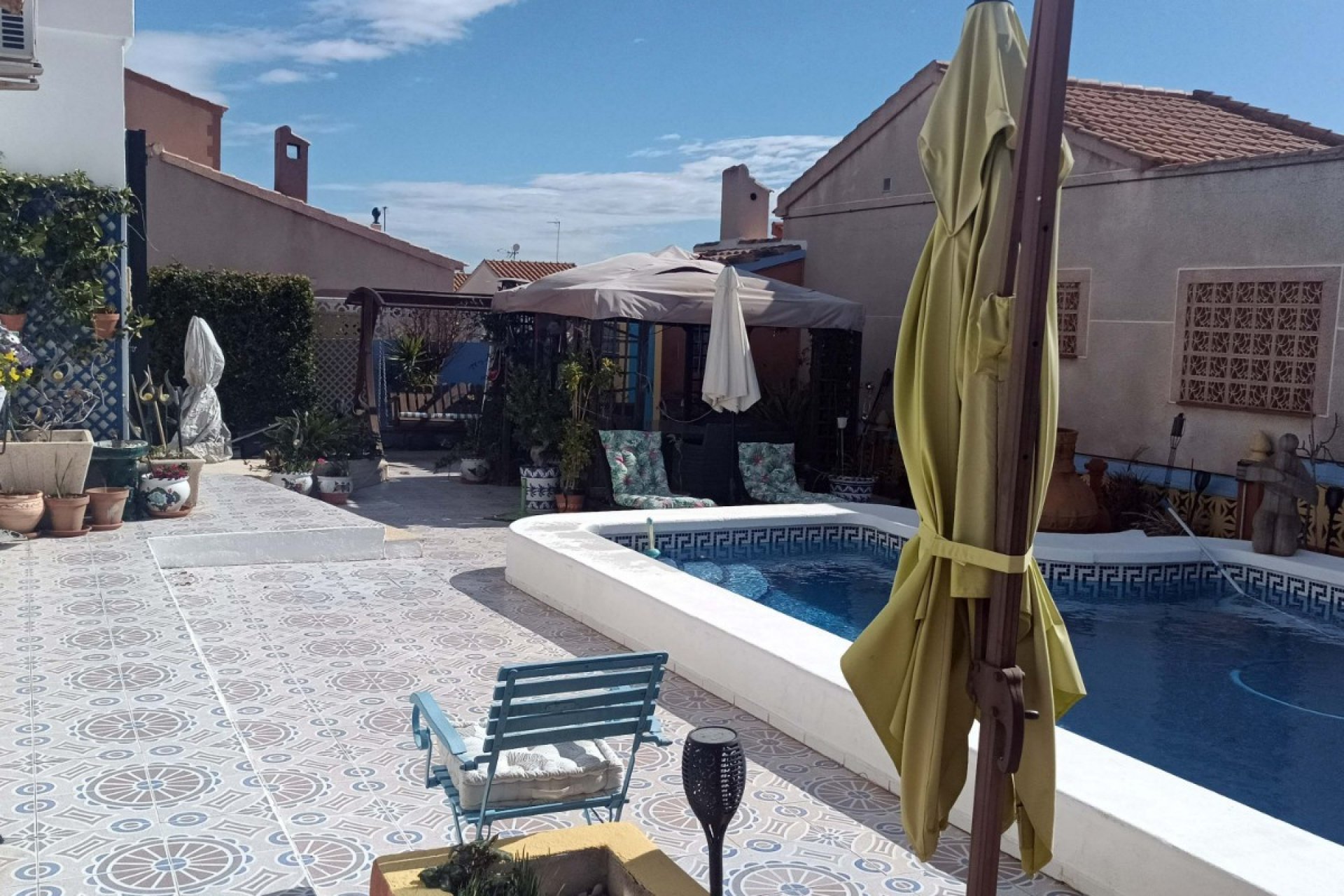 Reventa - Villa -
Orihuela - La Florida