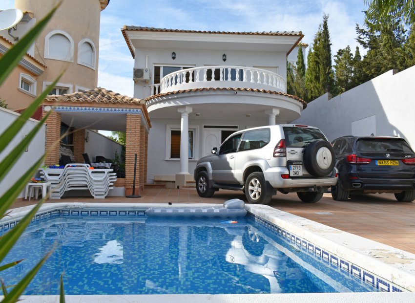 Reventa - Villa -
Torremendo