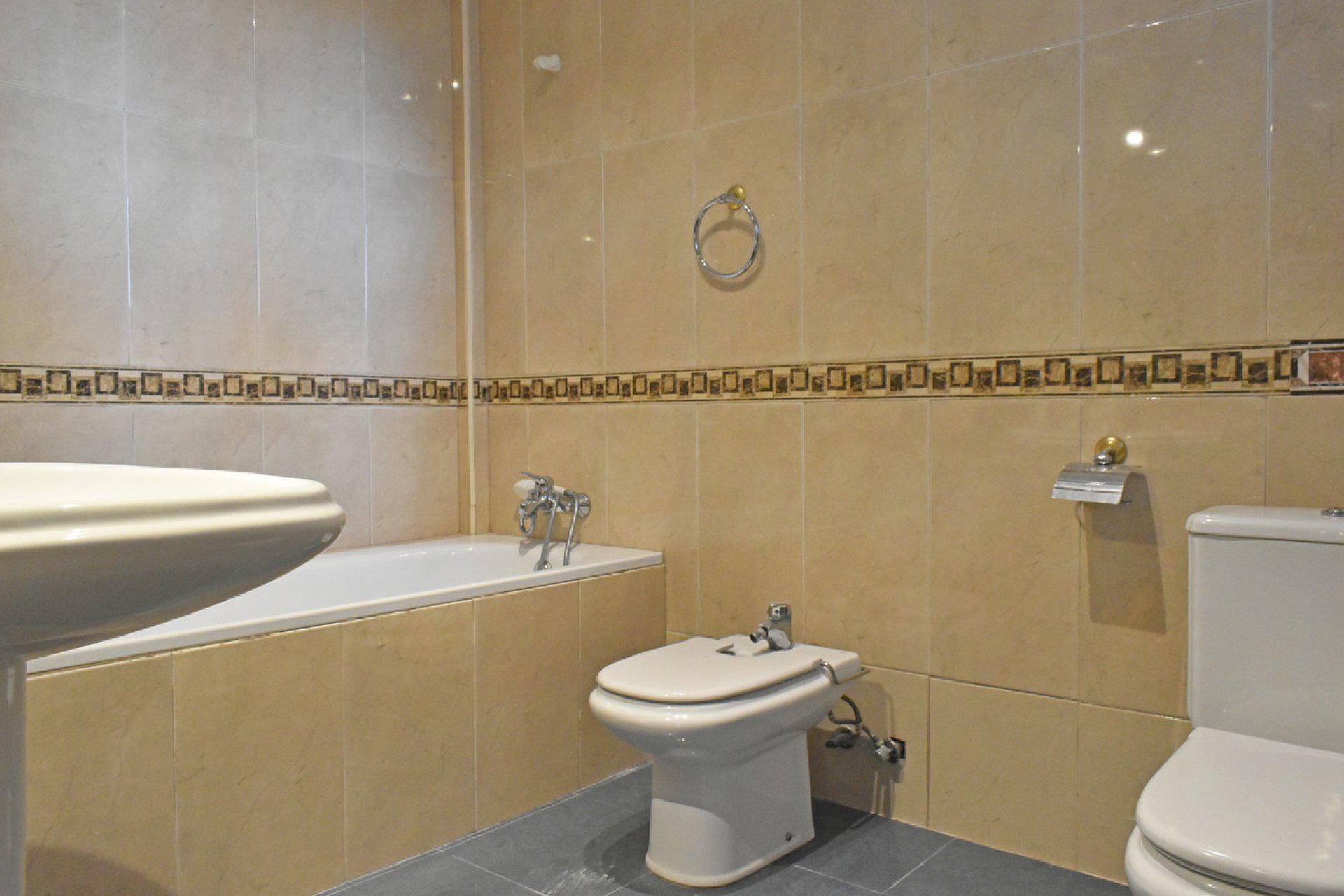 Reventa - Villa -
Torremendo