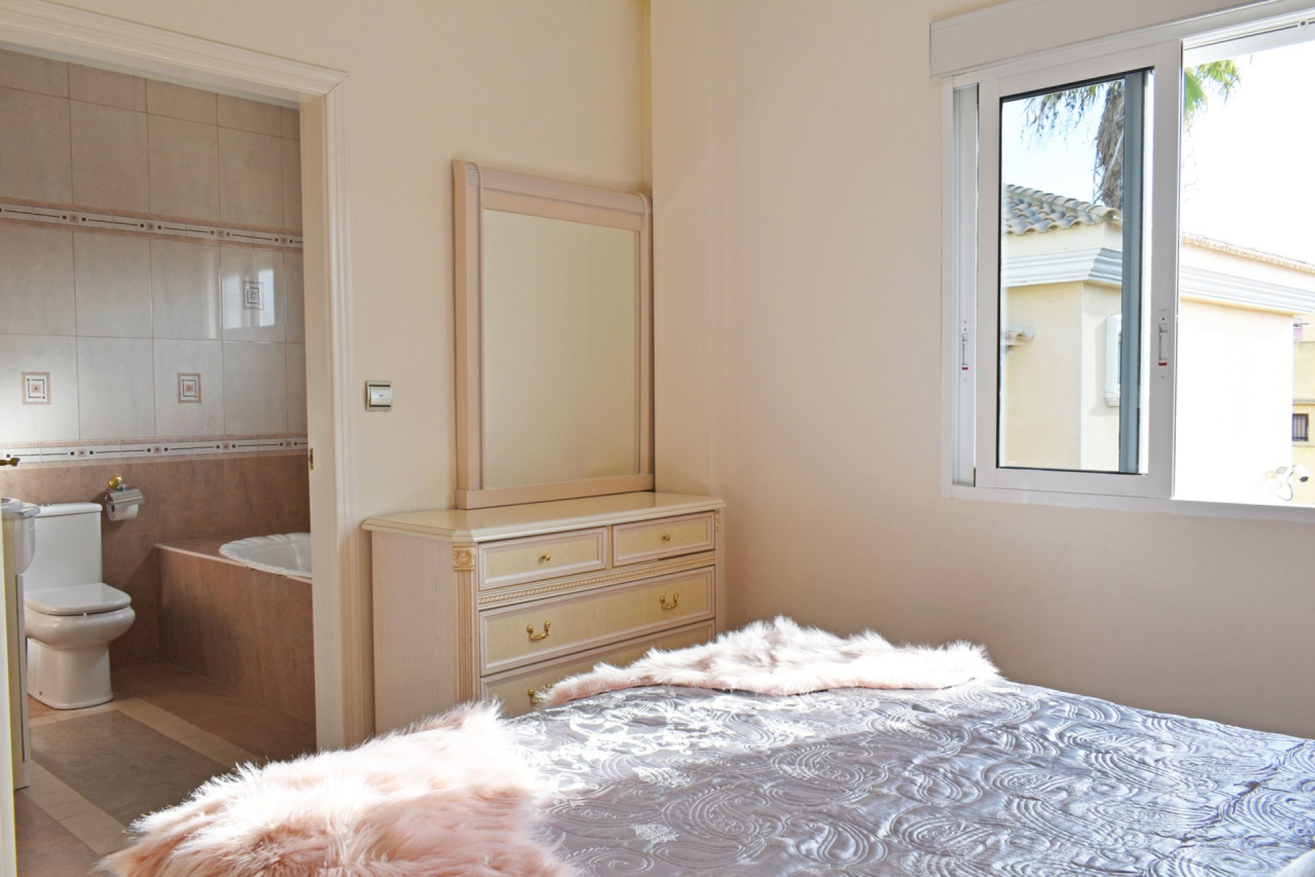 Reventa - Villa -
Torremendo