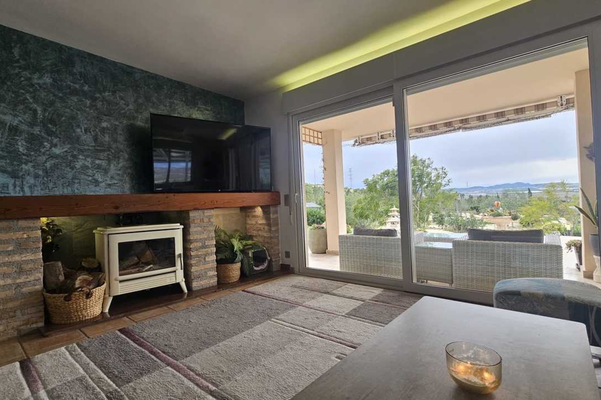 Reventa - Villa -
Torremendo