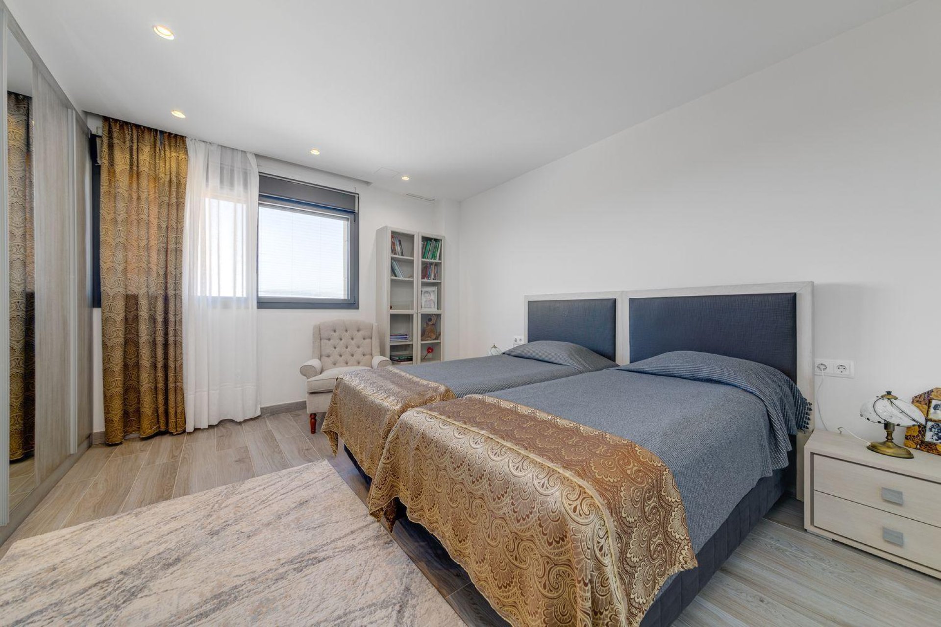 Reventa - Villa -
Torrevieja - Los Balcones