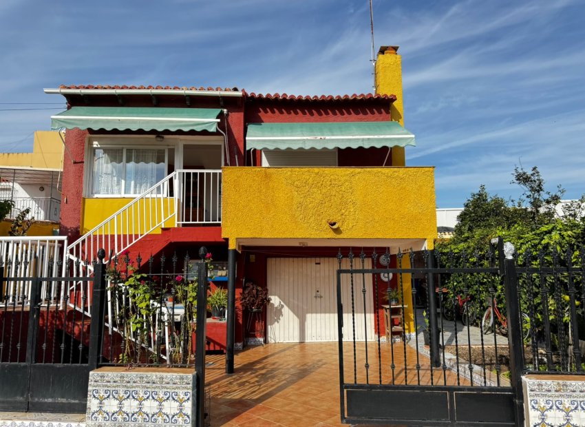 Reventa - Villa -
Torrevieja - Punta Prima