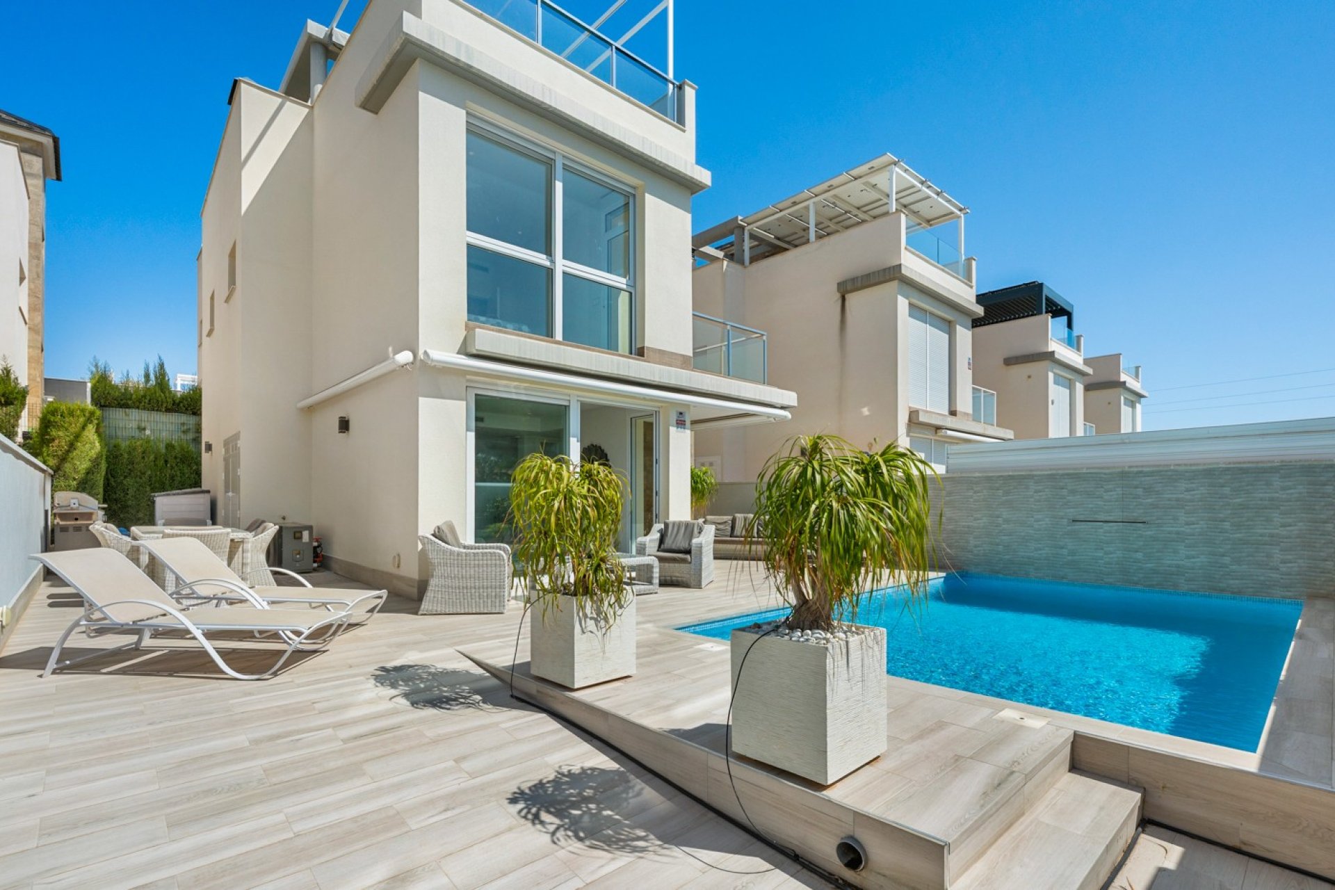 Reventa - Villa -
Torrevieja