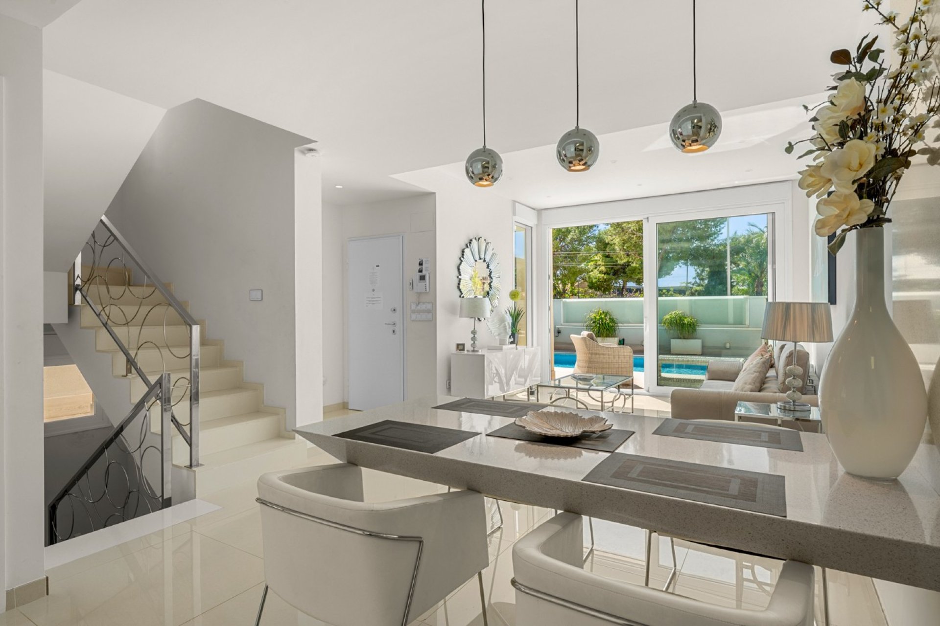 Reventa - Villa -
Torrevieja
