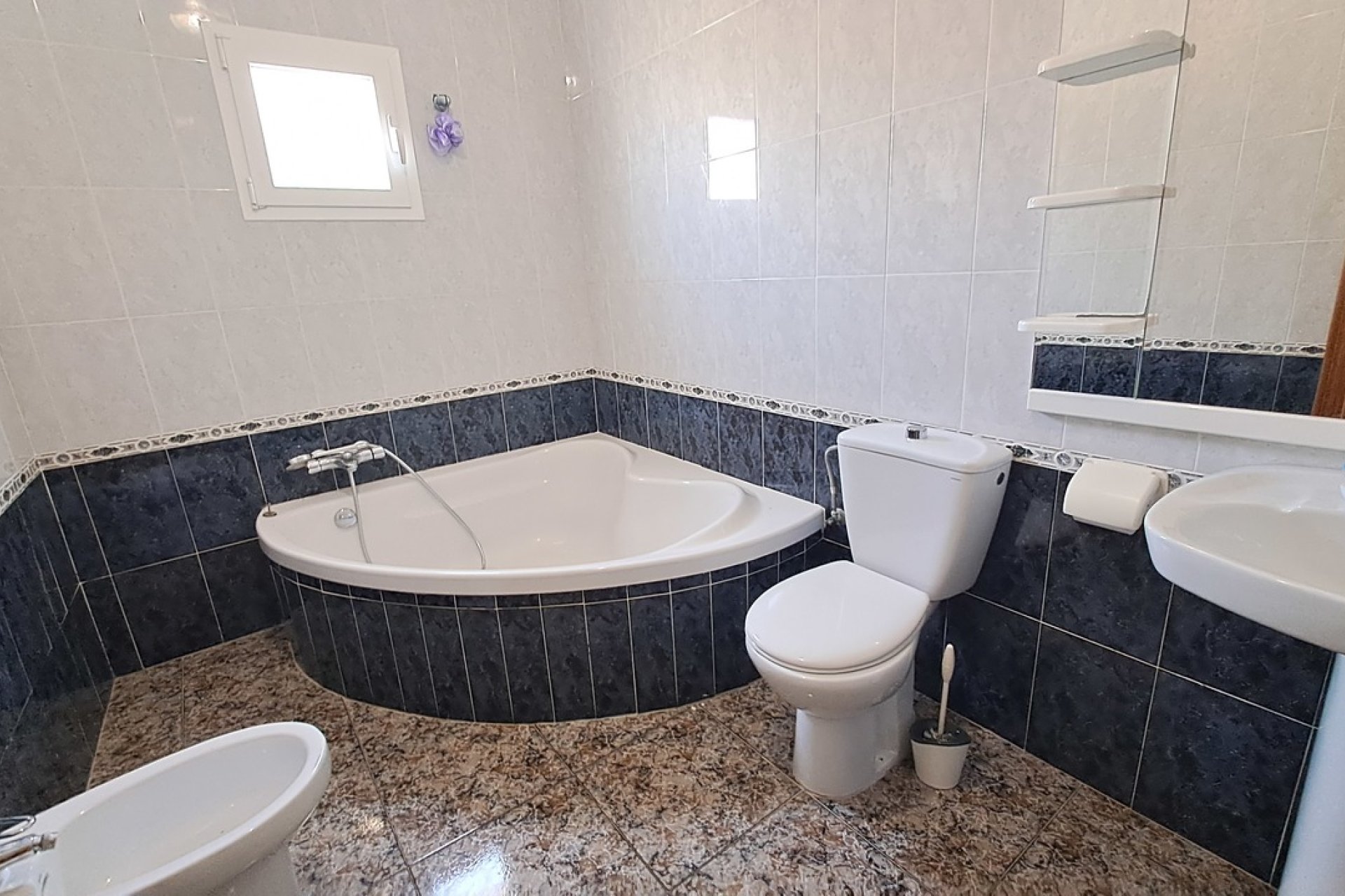 Reventa - Villa -
Villamartín - Villamartin
