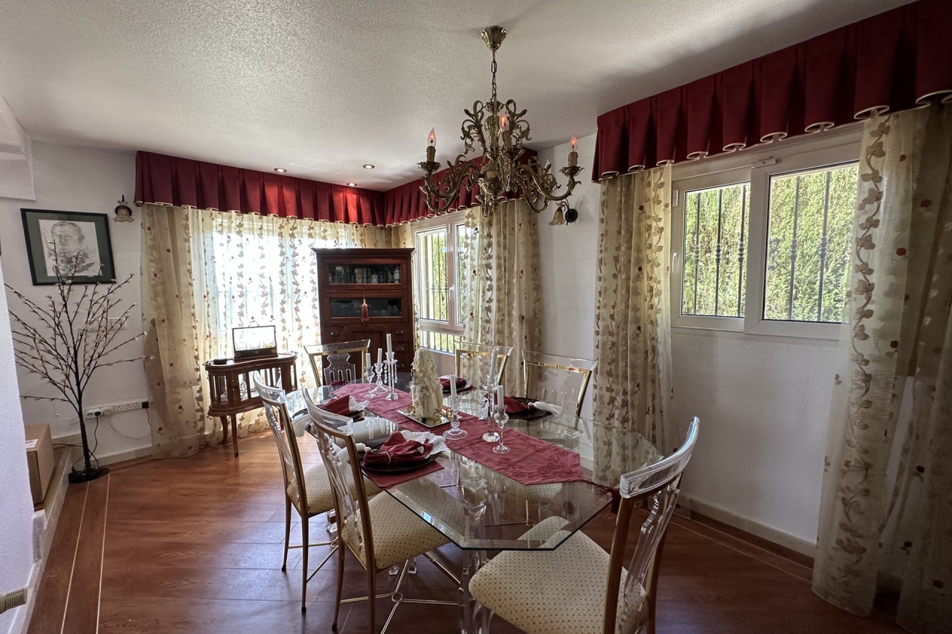 Reventa - Villa -
Villamartín - Villamartin