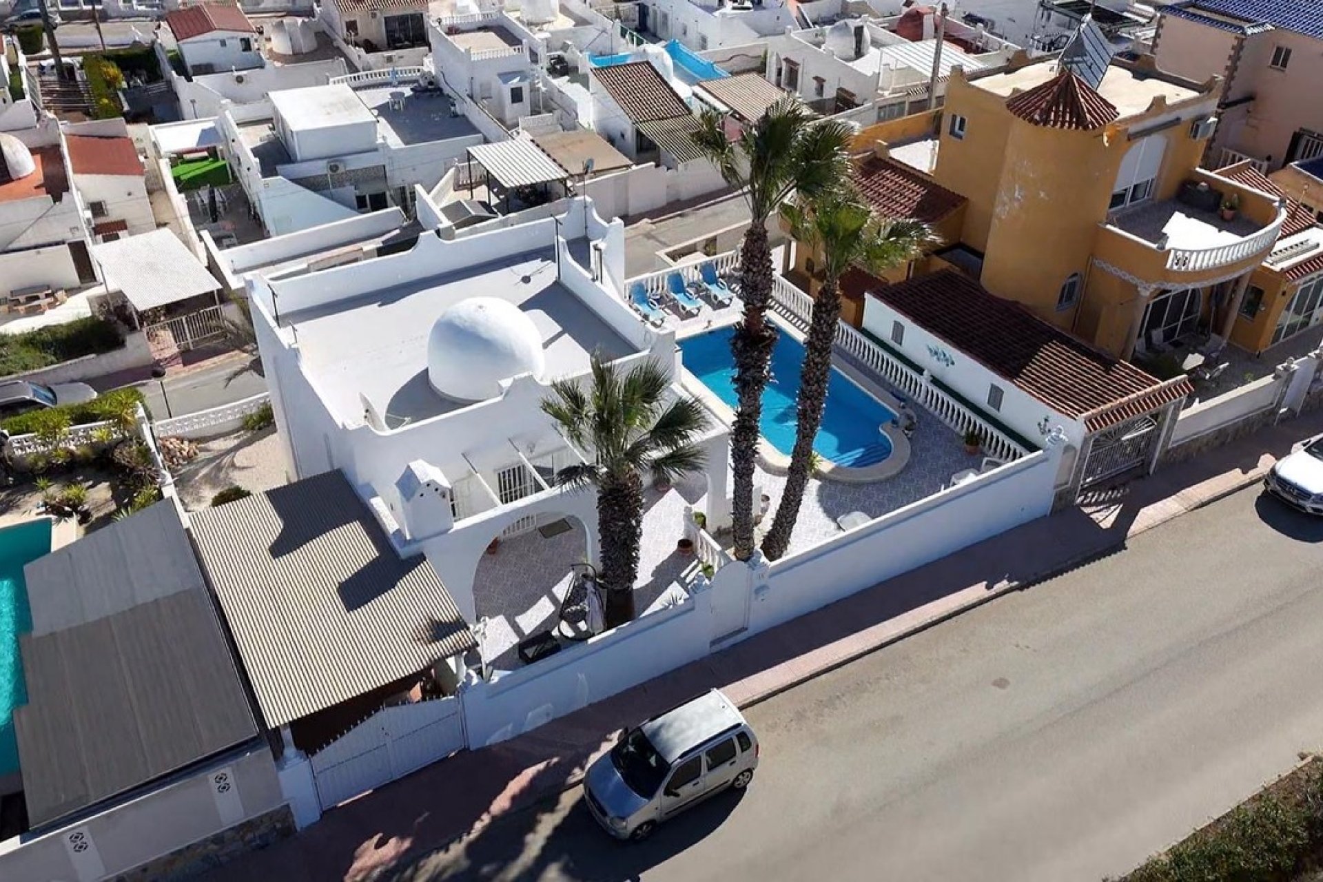 Reventa - Villa -
Villamartín - Villamartin
