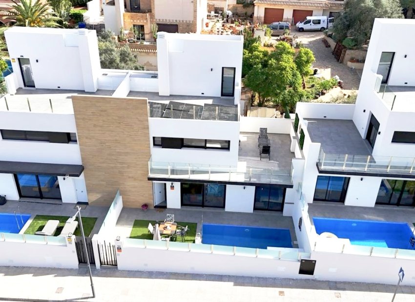 Reventa - Villa -
Villamartín - Villamartin
