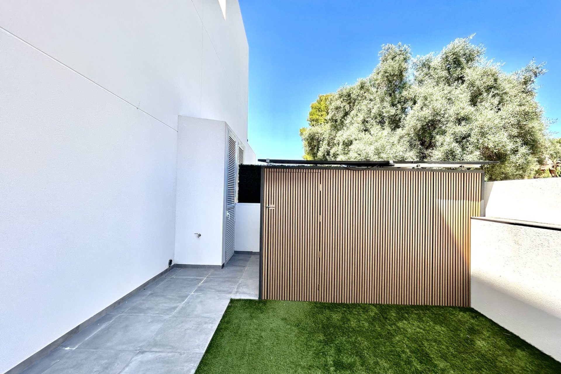 Reventa - Villa -
Villamartín - Villamartin