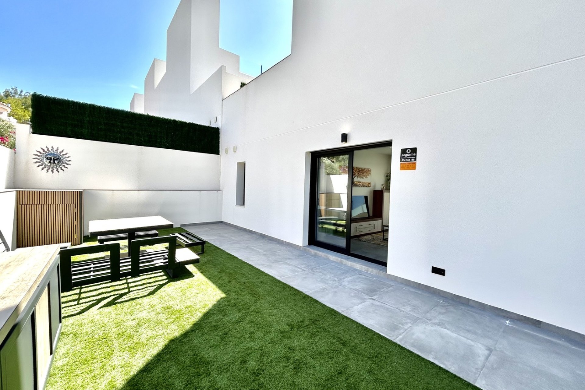 Reventa - Villa -
Villamartín - Villamartin
