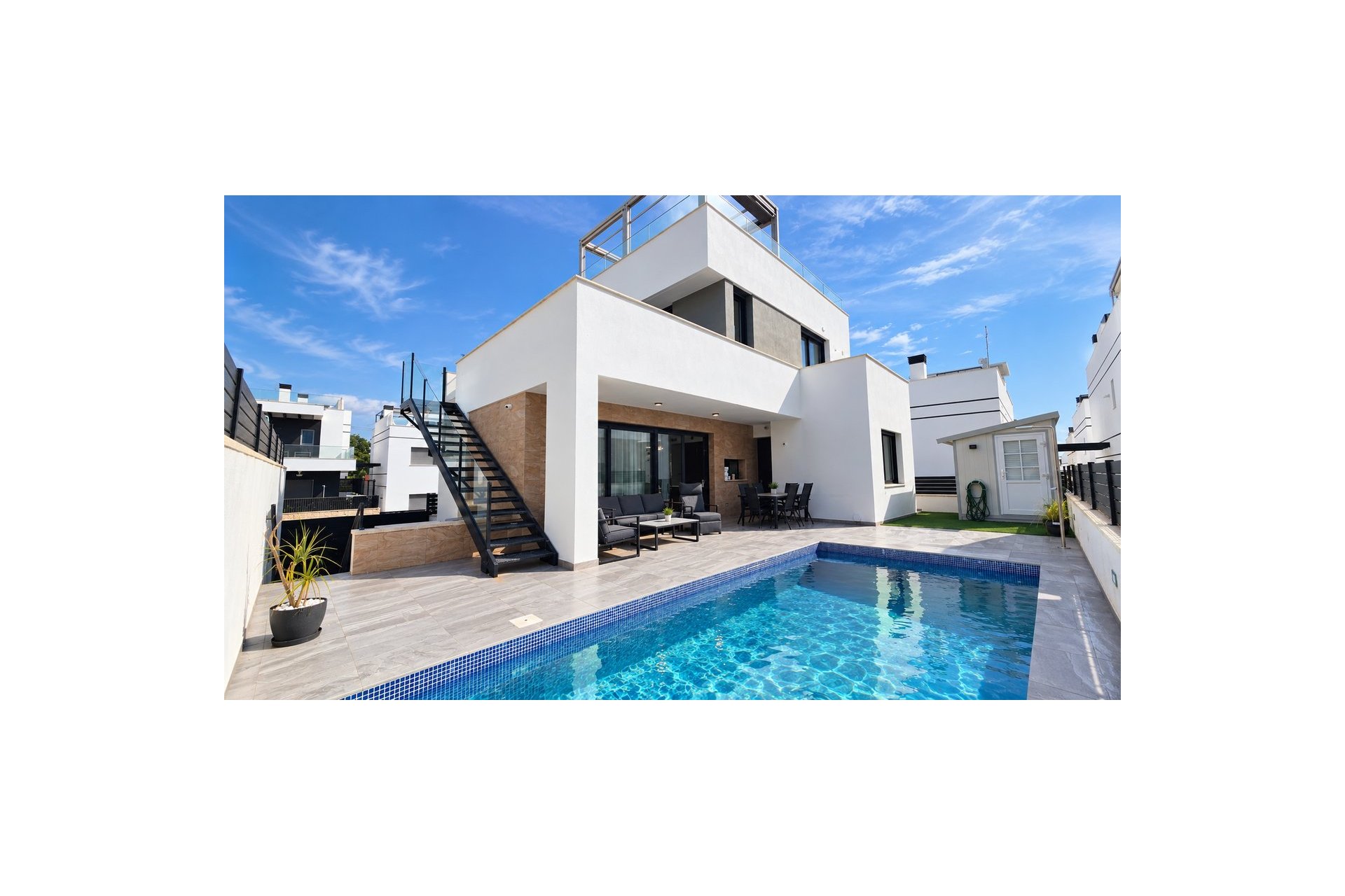 Reventa - Villa -
Villamartín - Villamartin