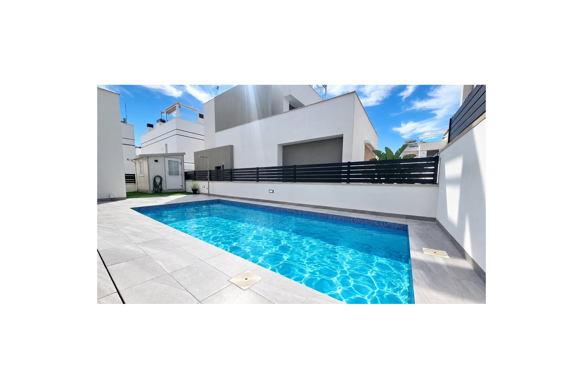 Reventa - Villa -
Villamartín - Villamartin