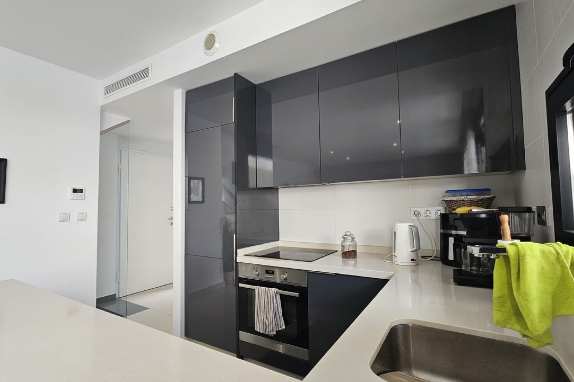 Reventa - Villa -
Villamartín - Villamartin