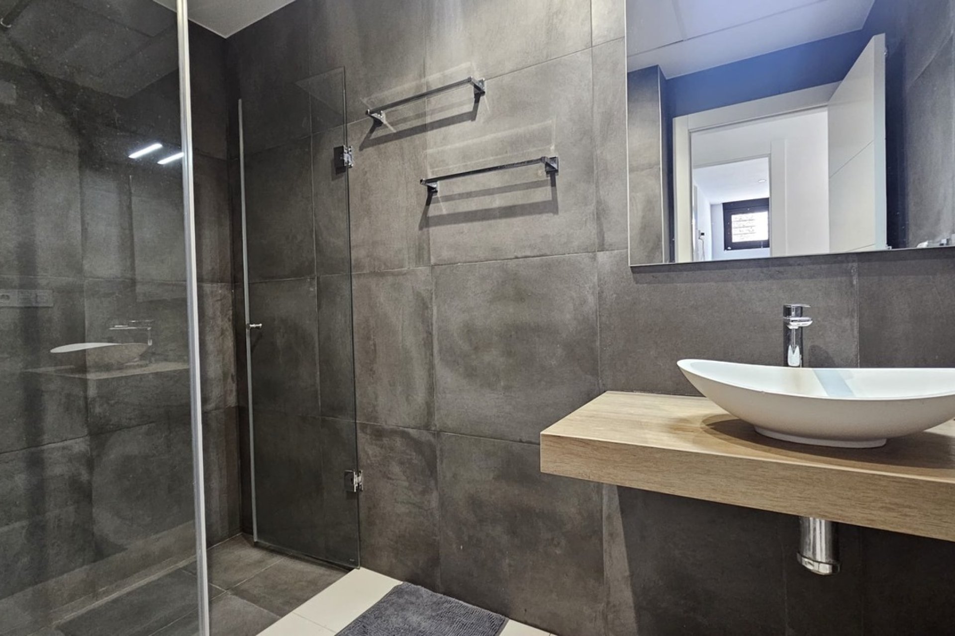 Reventa - Villa -
Villamartín - Villamartin