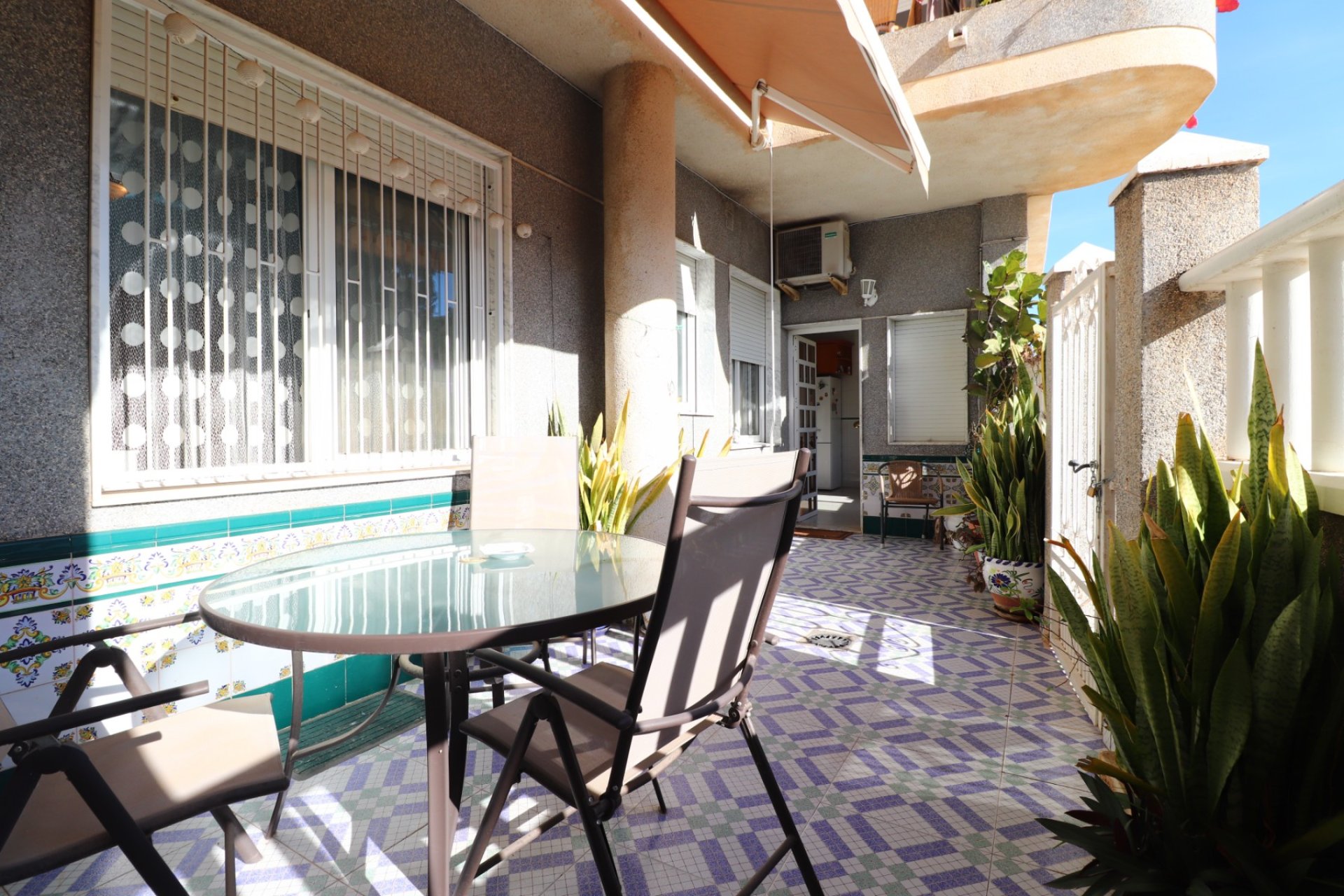 Ruim 3-slaapkamer appartement in Rojales met tuin en gemeenschappelijk zwembad