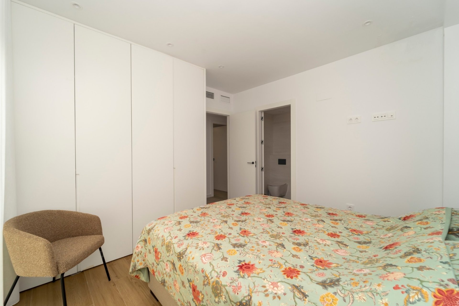 Ruim appartement met 3 slaapkamers en zwembad in het hart van Los Montesinos