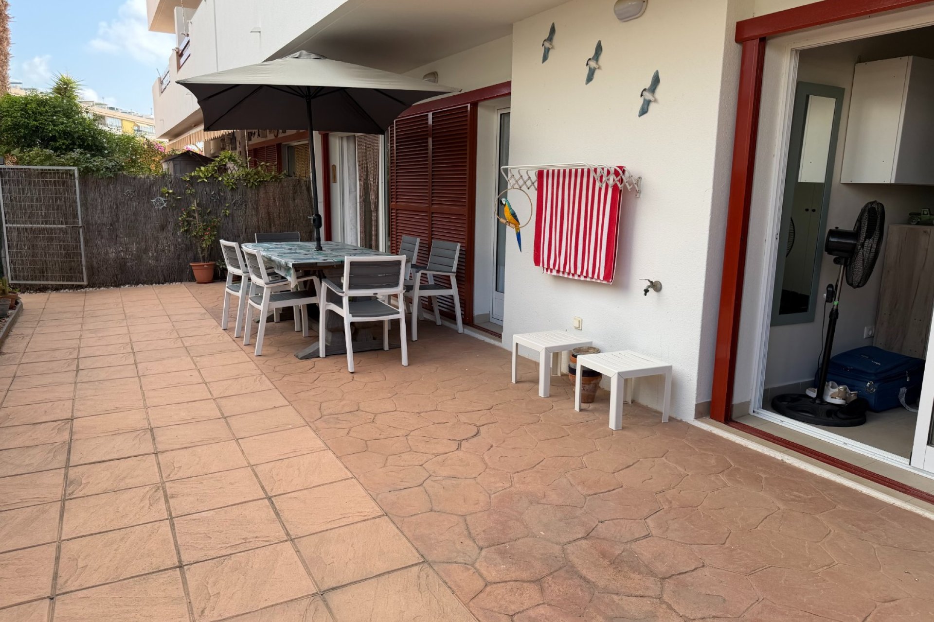 Ruim appartement met 3 slaapkamers in Orihuela met zwembad
