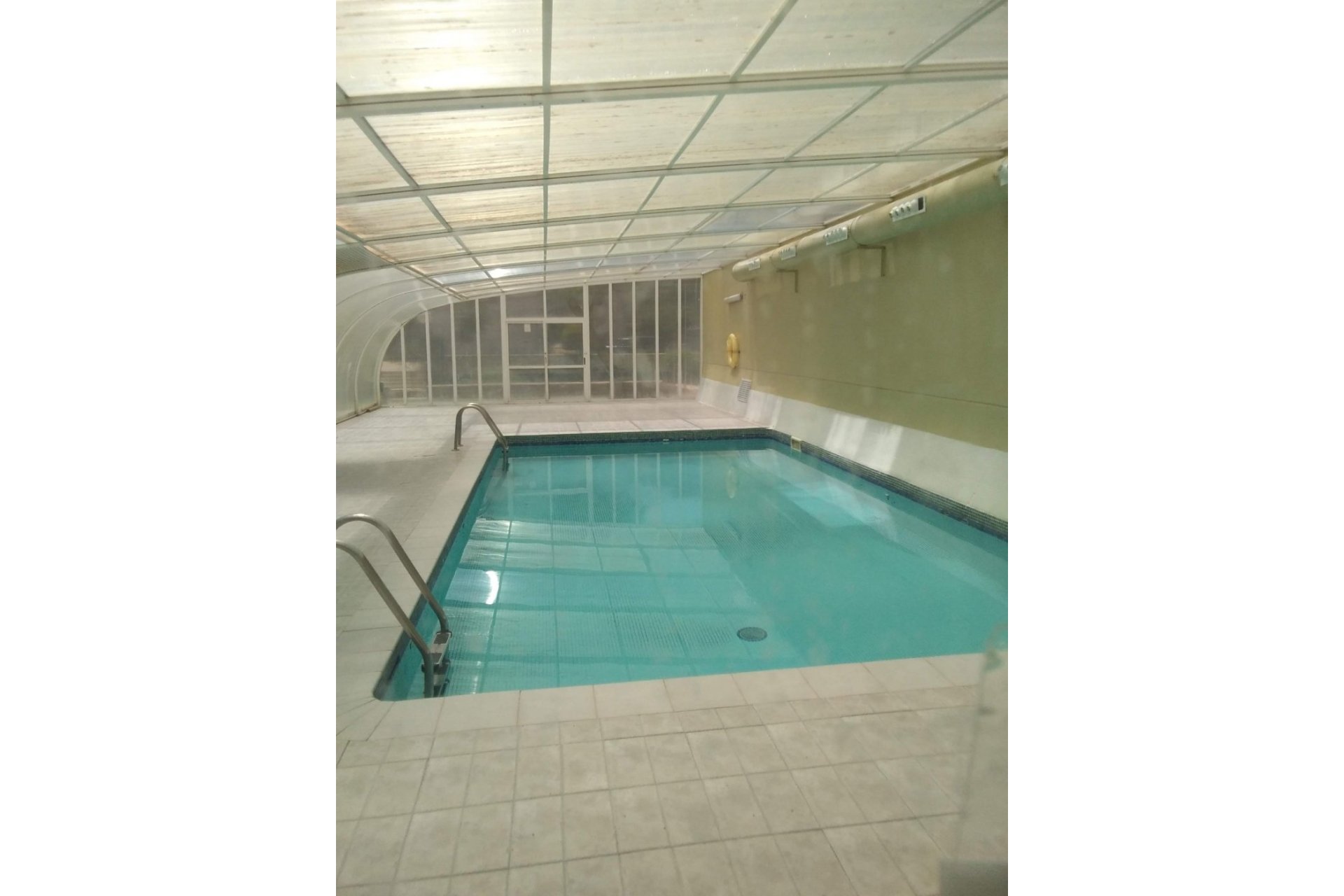 Ruim appartement met zeezicht en luxe voorzieningen in Benidorm, Rincón de Loix