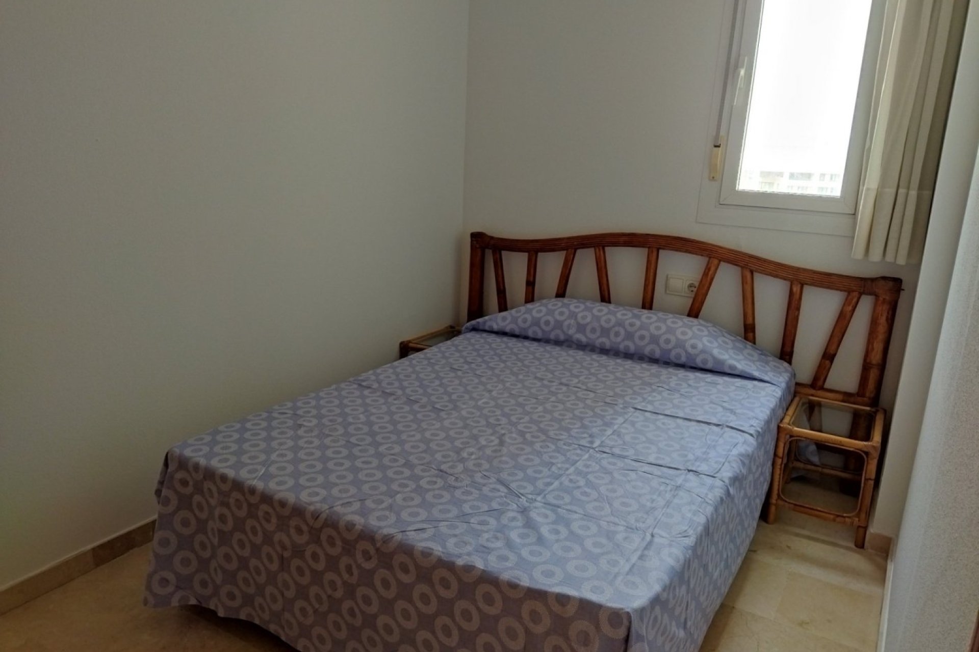 Ruim appartement met zeezicht en luxe voorzieningen in Benidorm, Rincón de Loix