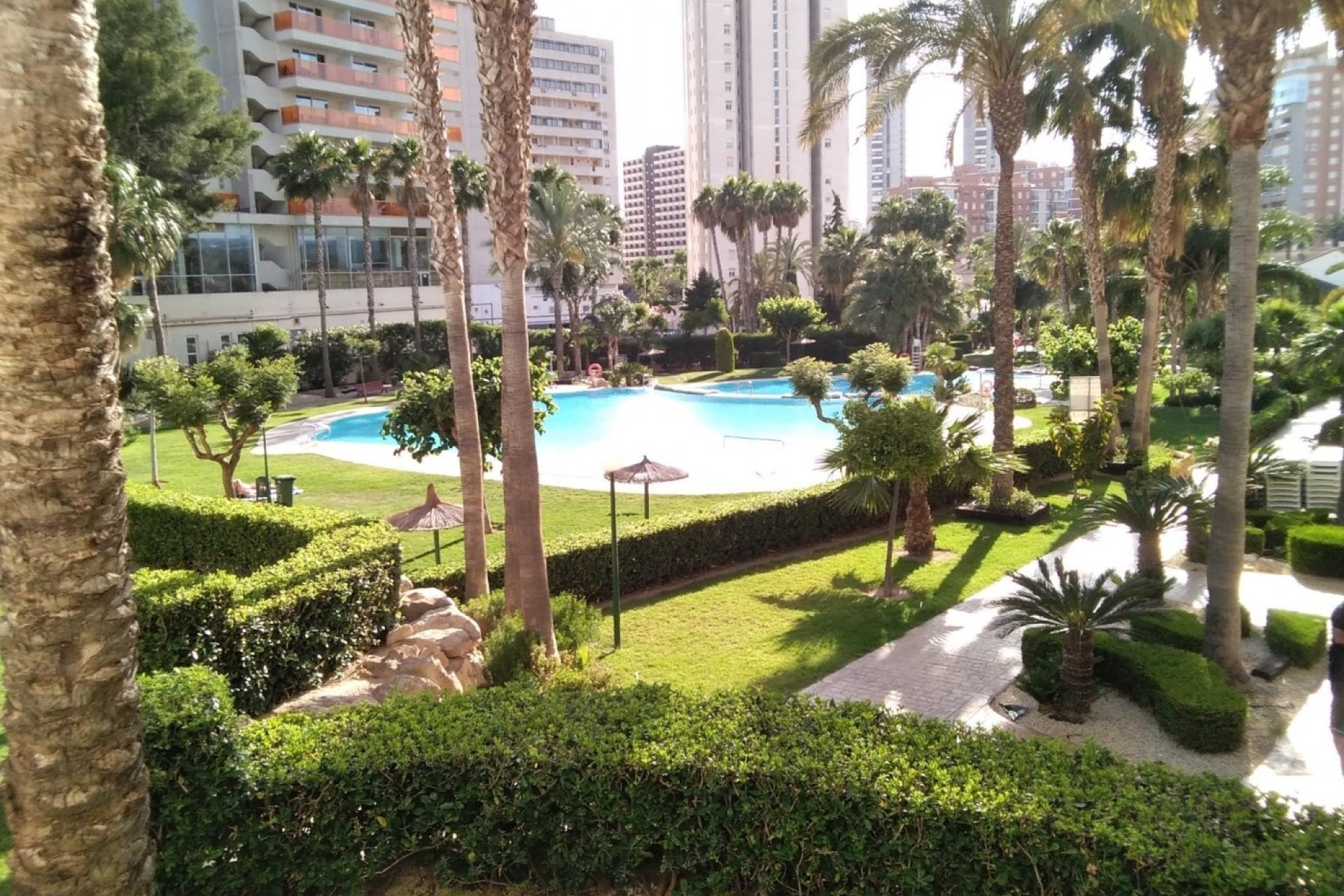 Ruim appartement met zeezicht en luxe voorzieningen in Benidorm, Rincón de Loix