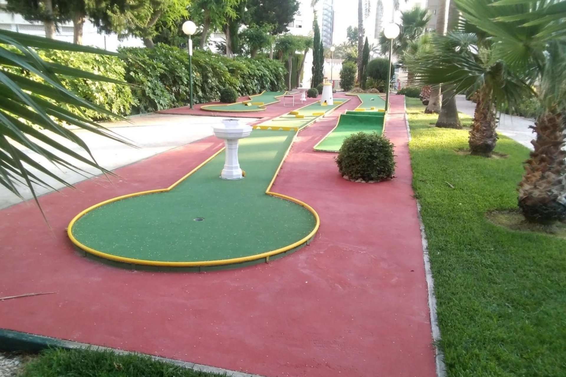 Ruim appartement met zeezicht en luxe voorzieningen in Benidorm, Rincón de Loix