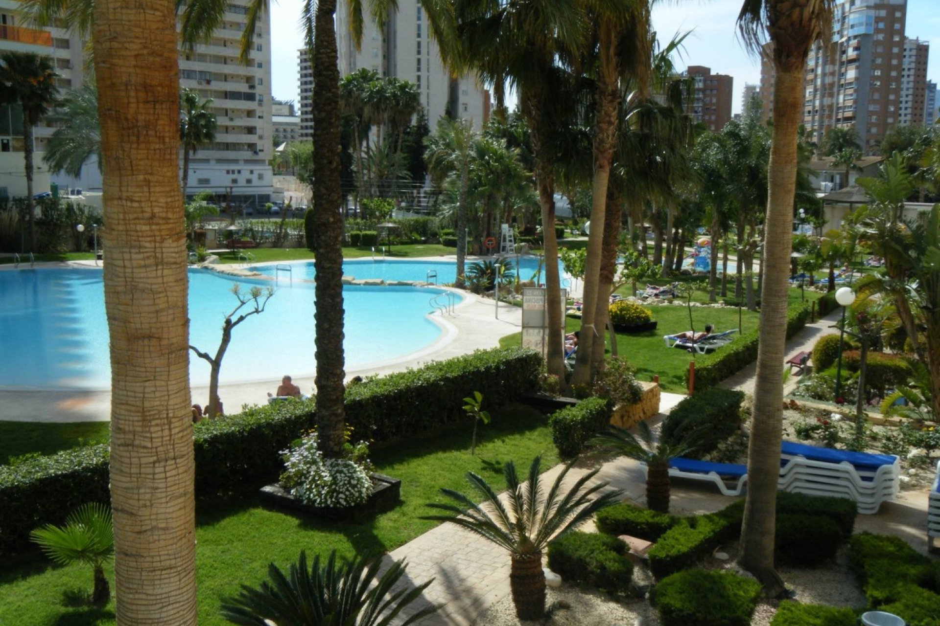 Ruim appartement met zeezicht en luxe voorzieningen in Benidorm, Rincón de Loix